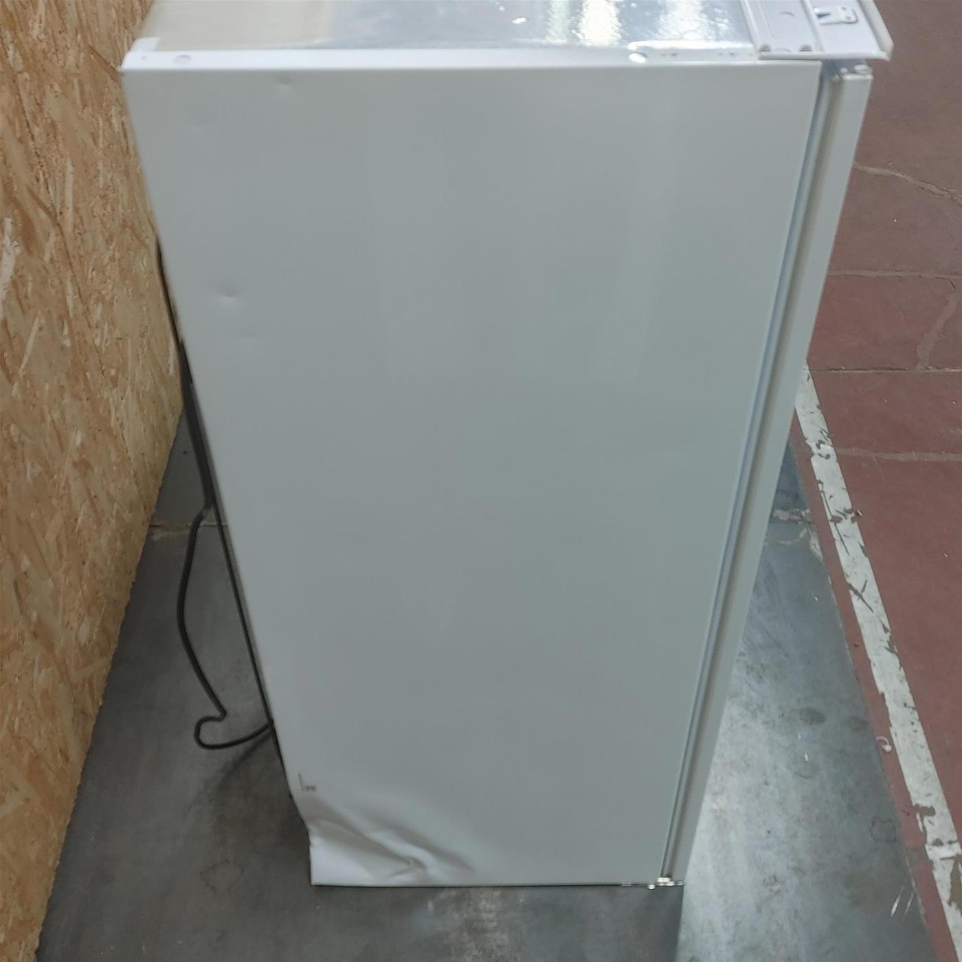Electrolux LRB3AF12S frigorifero Da incasso 207 L F Bianco