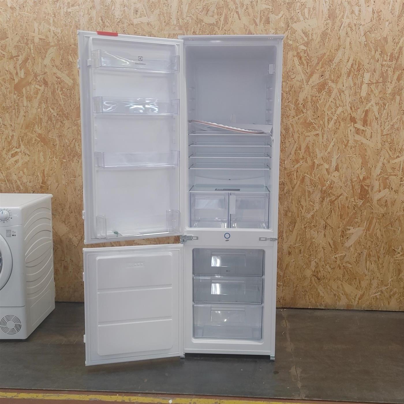 Frigorifero Electrolux KNS5LE18T Serie 500 ColdSense 271 L