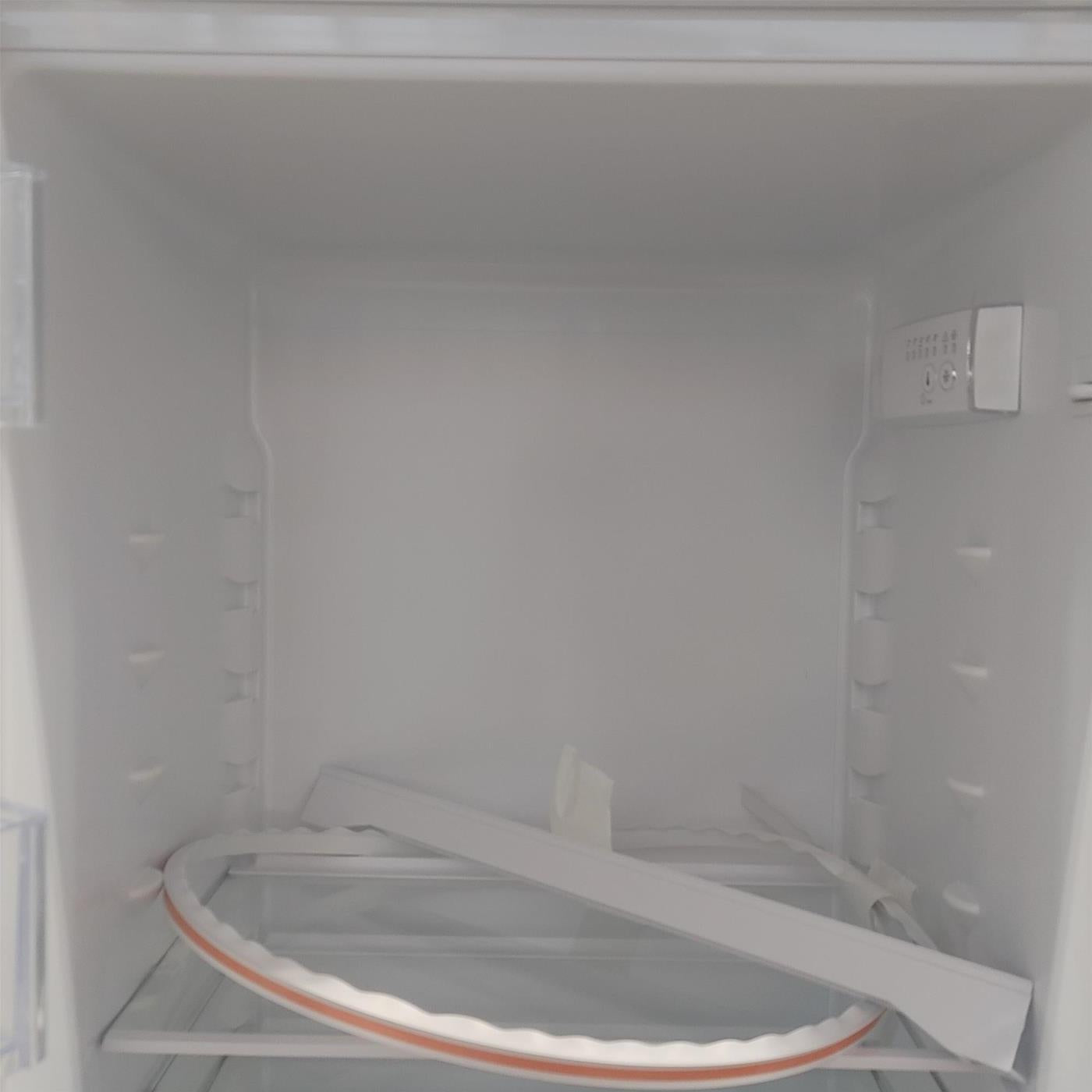 Frigorifero Electrolux KNS5LE18T Serie 500 ColdSense 271 L