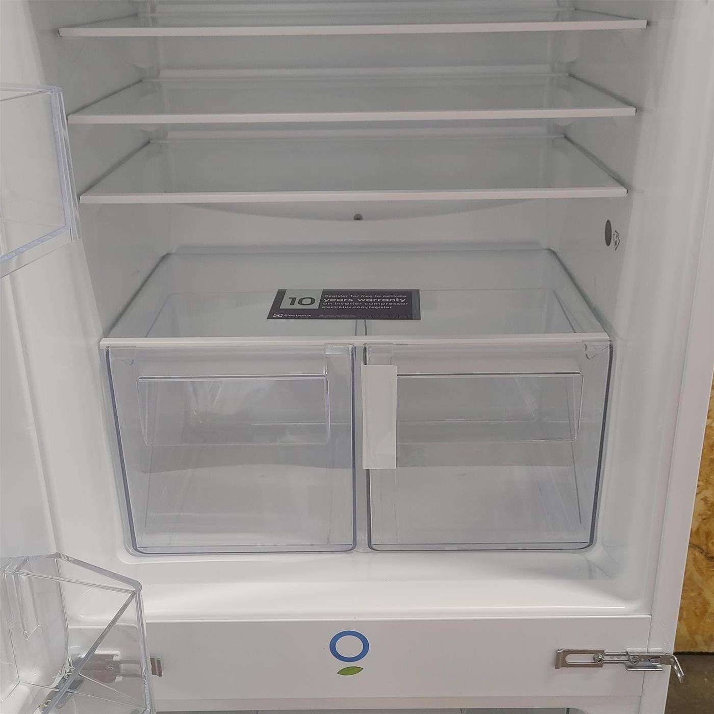 Frigorifero Electrolux KNS5LE18T Serie 500 ColdSense 271 L