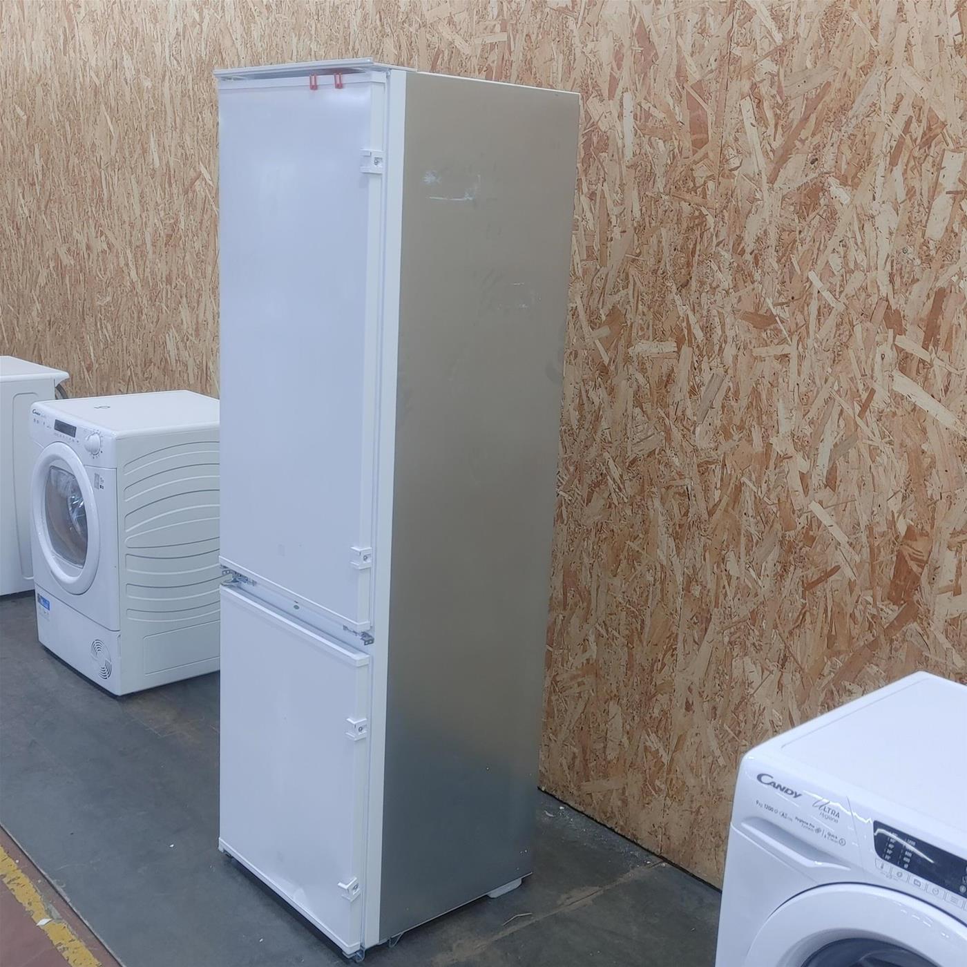 Frigorifero Electrolux KNS5LE18T Serie 500 ColdSense 271 L