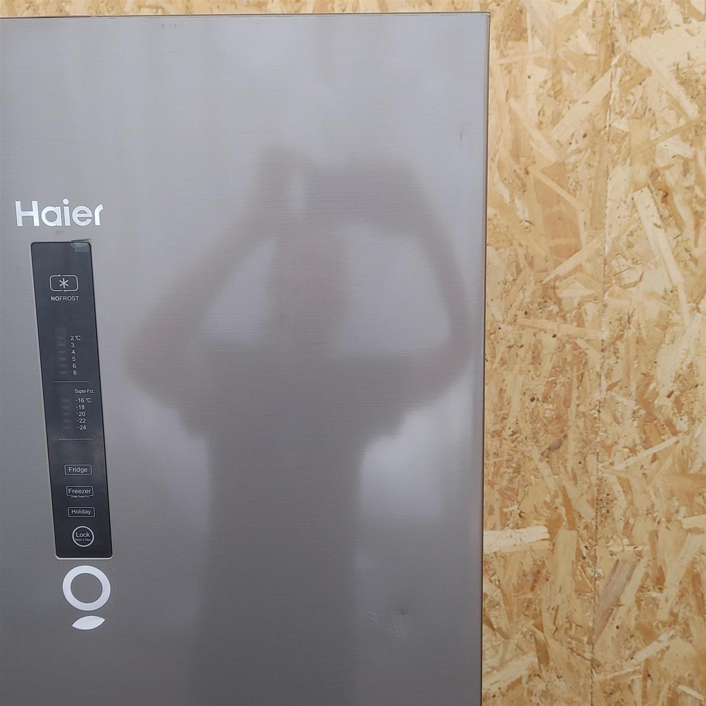 Haier 3D 60 Serie 3 HTR3619ENMN Libera installazione 348 LE Argento