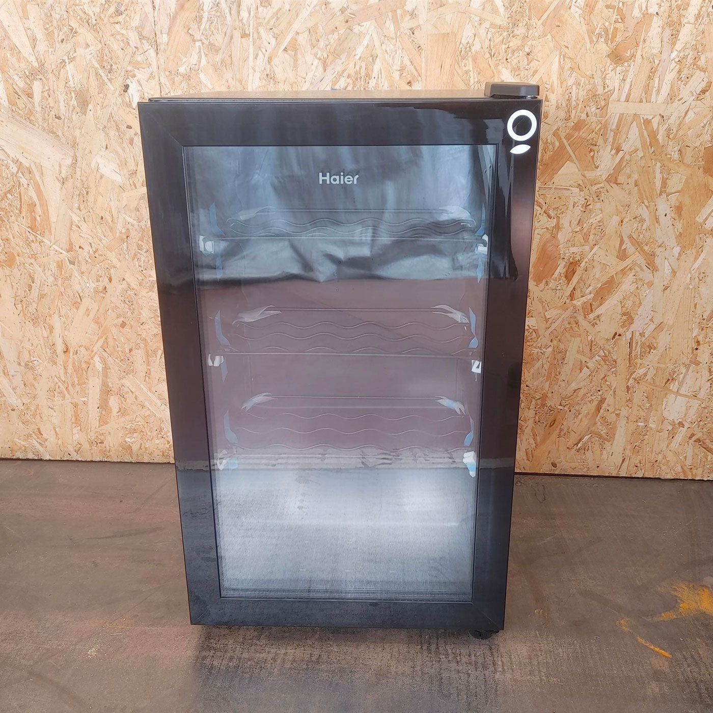 Haier Wine Bank 50 Serie 3 HWS31GGE Frigorifero per vino a compressore Libera installazione Nero 31 bottiglia/e
