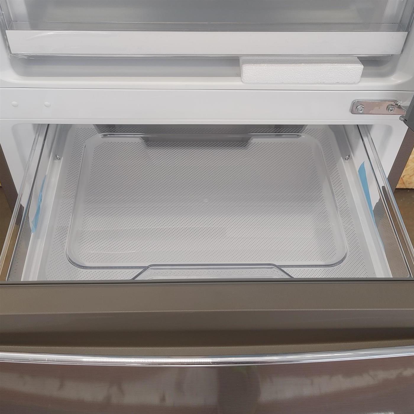 Haier 3D 60 Serie 3 A3FE837CGJ Libera installazione 371 L D Argento, Titanio