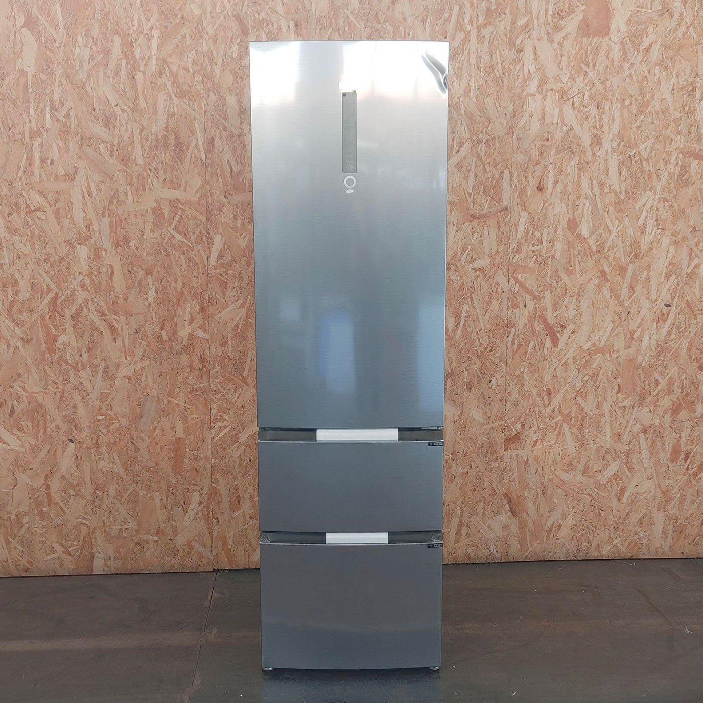 Haier 3D 60 Serie 3 A3FE837CGJ Libera installazione 371 L D Argento, Titanio