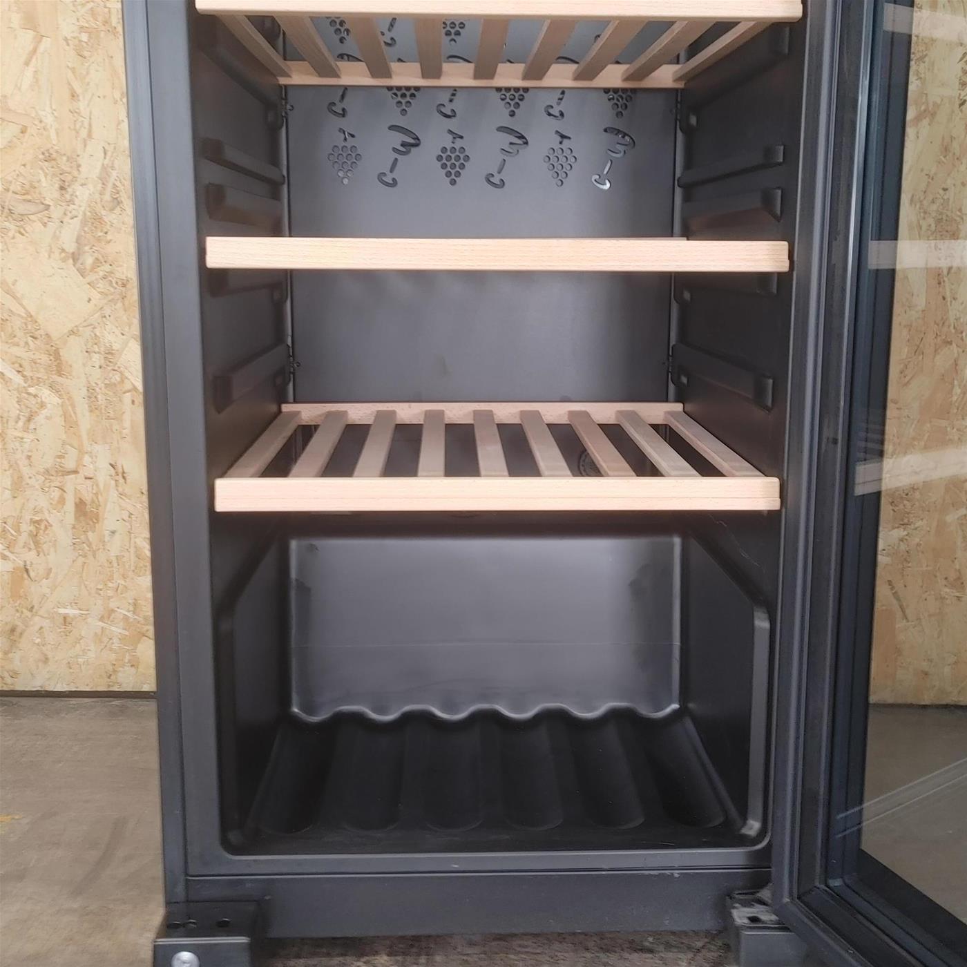 Haier Wine Bank 60 Serie 3 WS171GA Cantinetta frigo con compressore Libera installazione Nero 166 bottiglia(e)