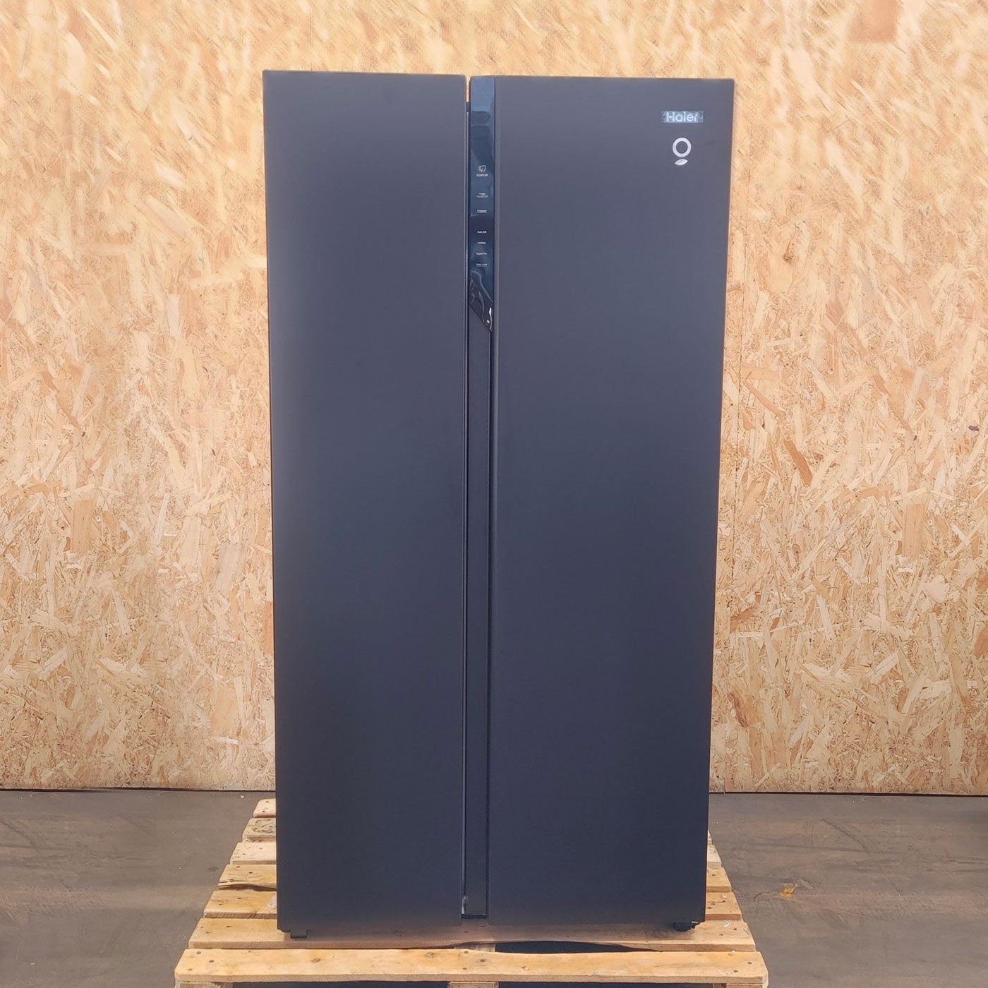 Frigorifero side-by-side Haier SBS 90 Serie 3 HSR3918ENPB Libera installazione 528 LE Nero