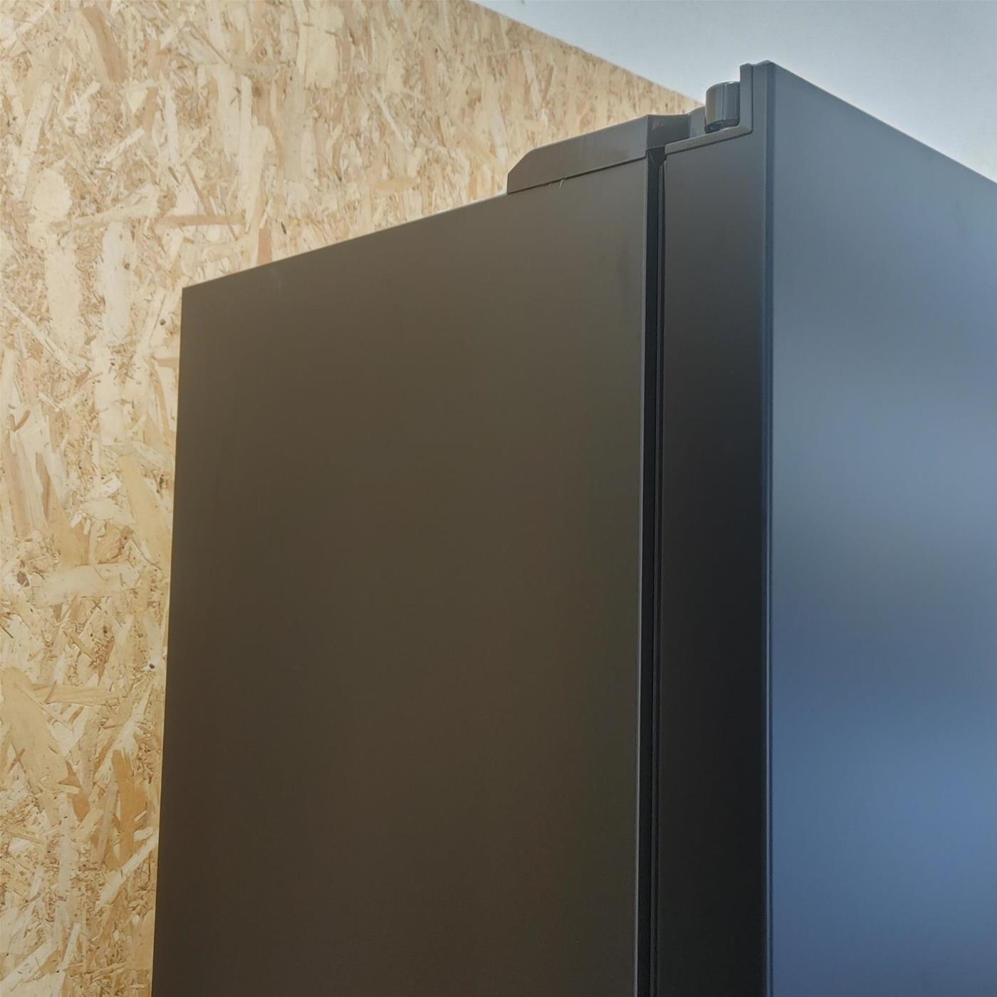 Frigorifero side-by-side Haier SBS 90 Serie 3 HSR3918ENPB Libera installazione 528 LE Nero