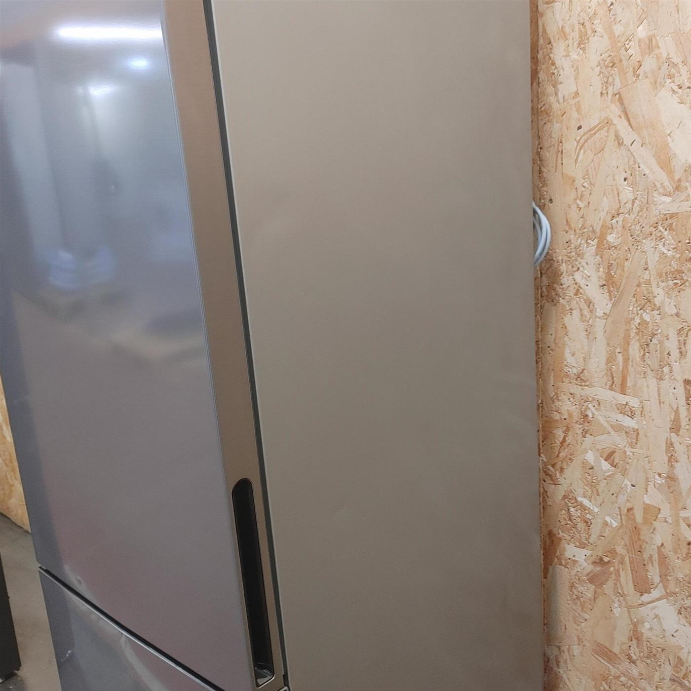 Frigorifero Hoover H-FRIDGE 500 HOCE4T620EX Libera installazione 377 LE