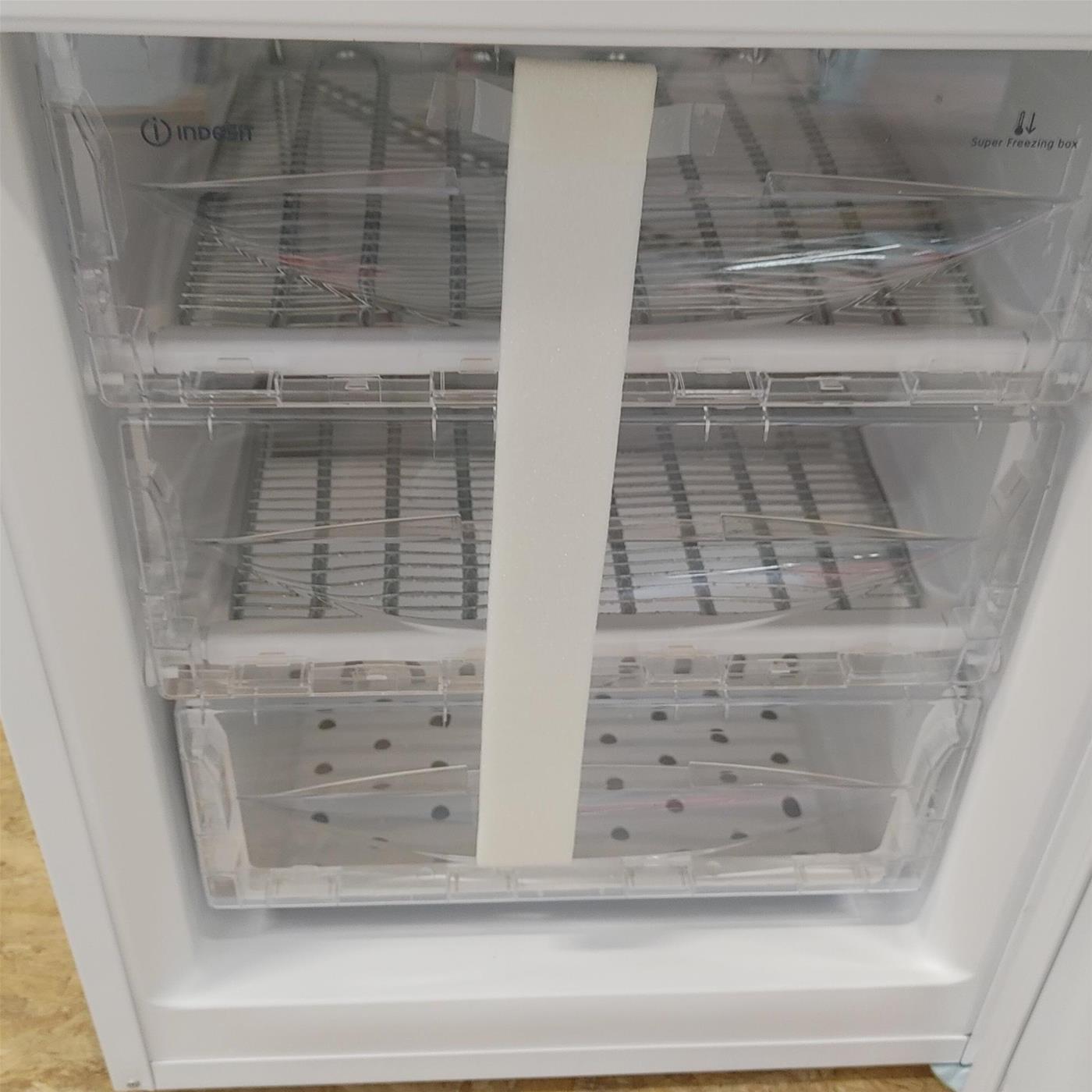 Indesit NCAA 55 Combinato