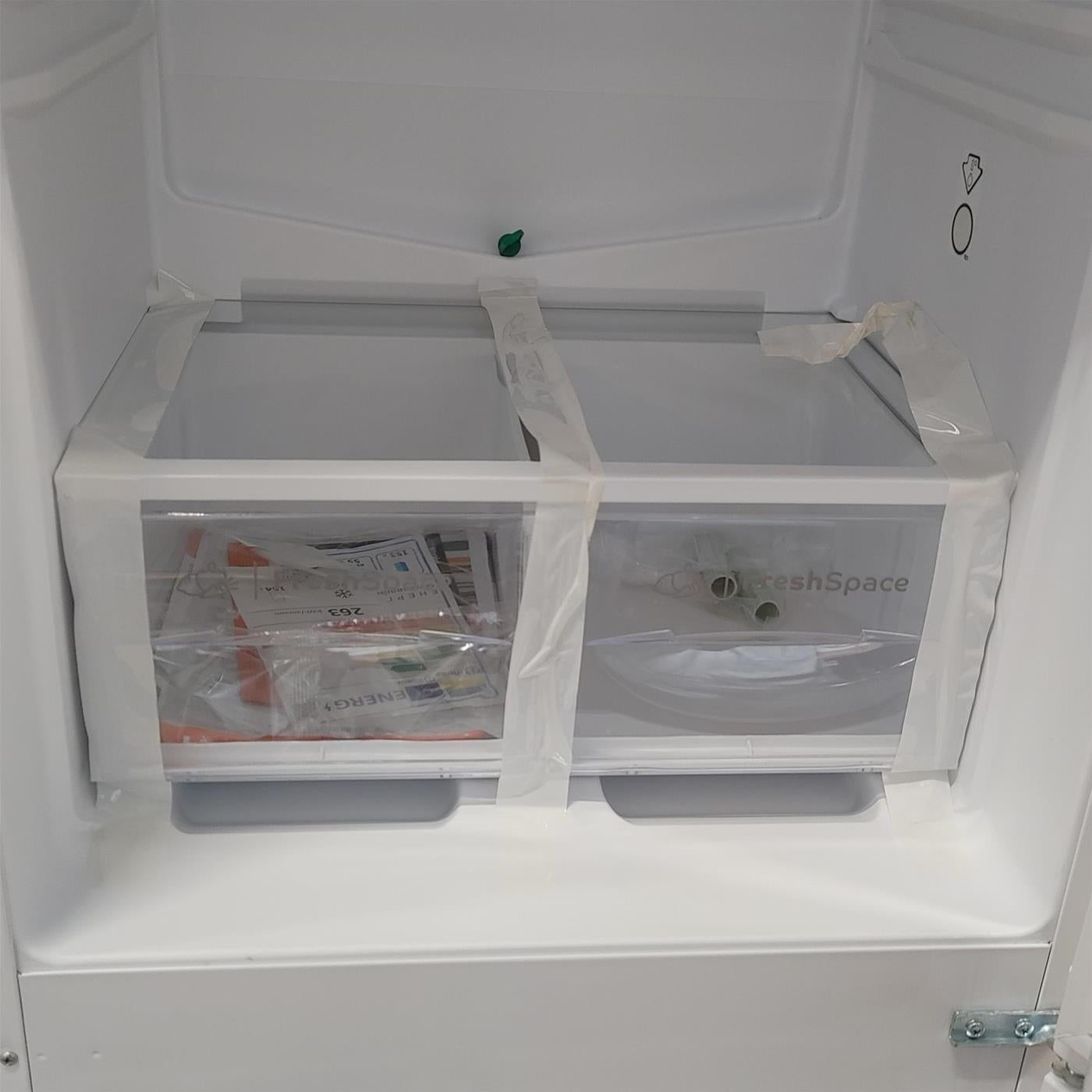 Indesit NCAA 55 Frigorifero Combinato