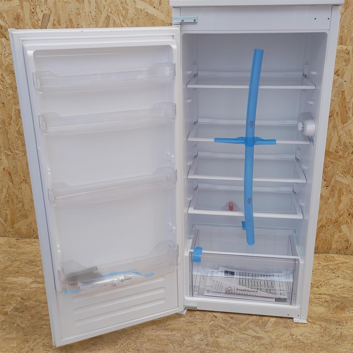 Indesit S 12 A1 D/I frigorifero Da incasso 209 L