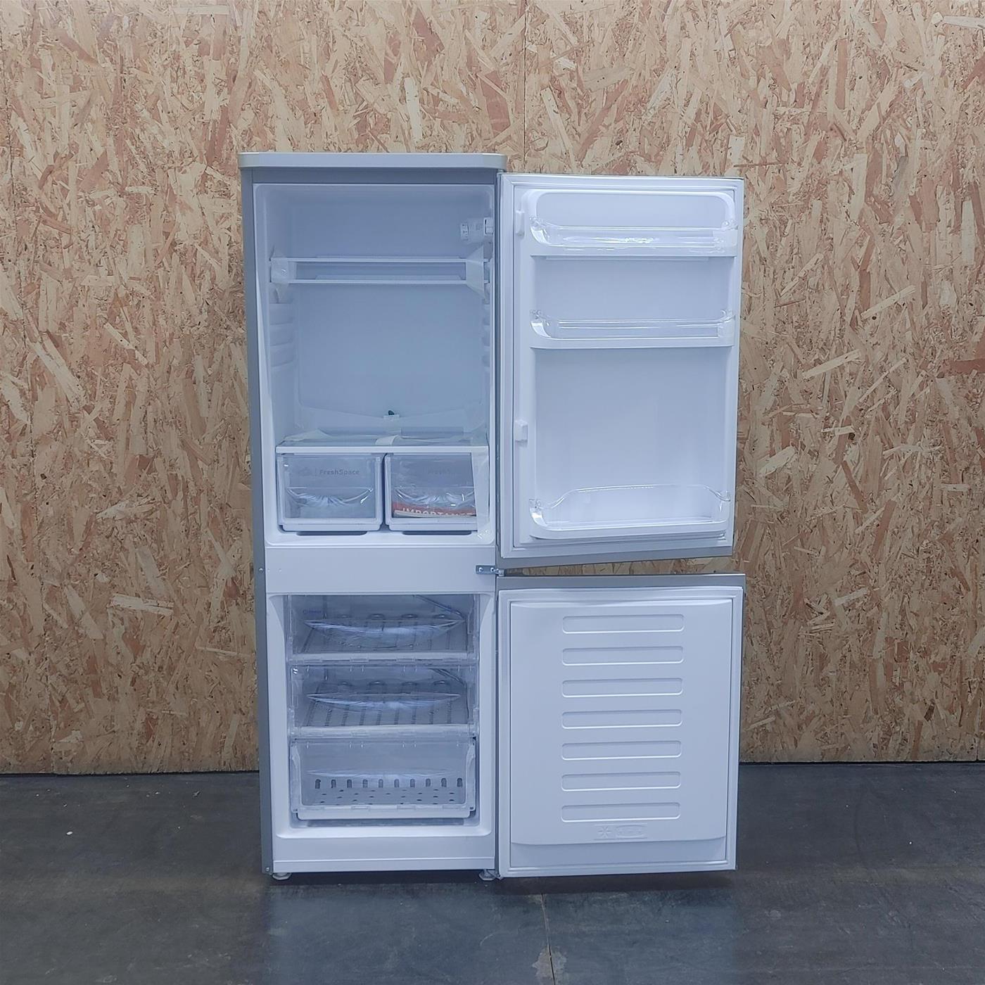 Frigorifero combinato Indesit NCAA 55 NX 228 L