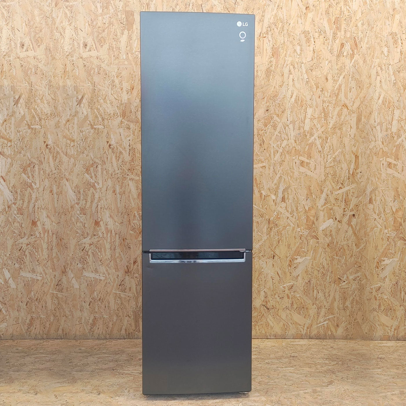 LG GBB72MCVGN Frigorifero combinato, Classe D, 384L, Wine Rack, No frost, Nero