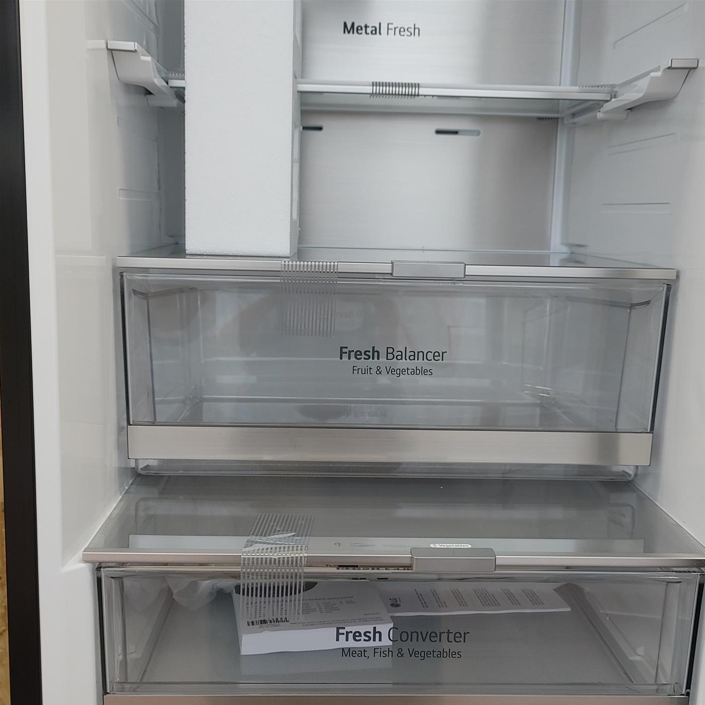 LG GBB72MCVGN Frigorifero combinato, Classe D, 384L, Wine Rack, No frost, Nero