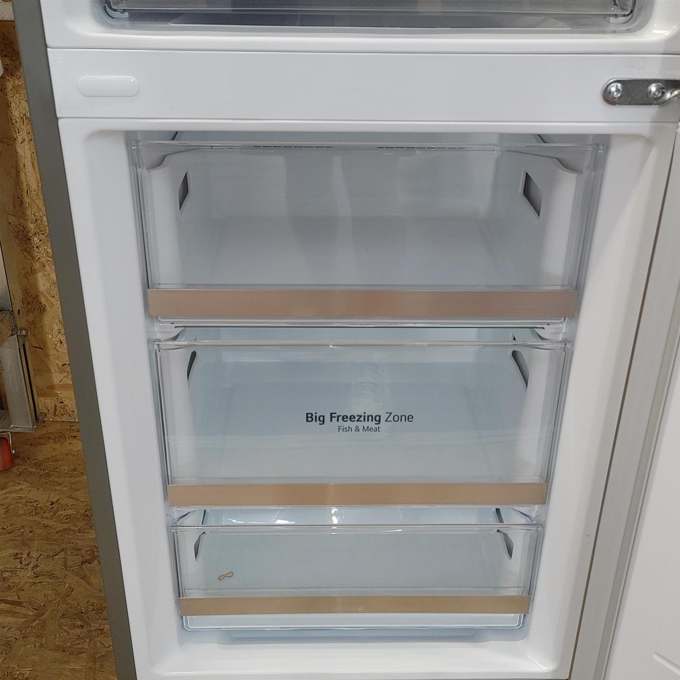 LG Frigorifero Combinato GBB72SAVCN1 Classe C Capacità 384 litri Total No Frost, Metal Fresh