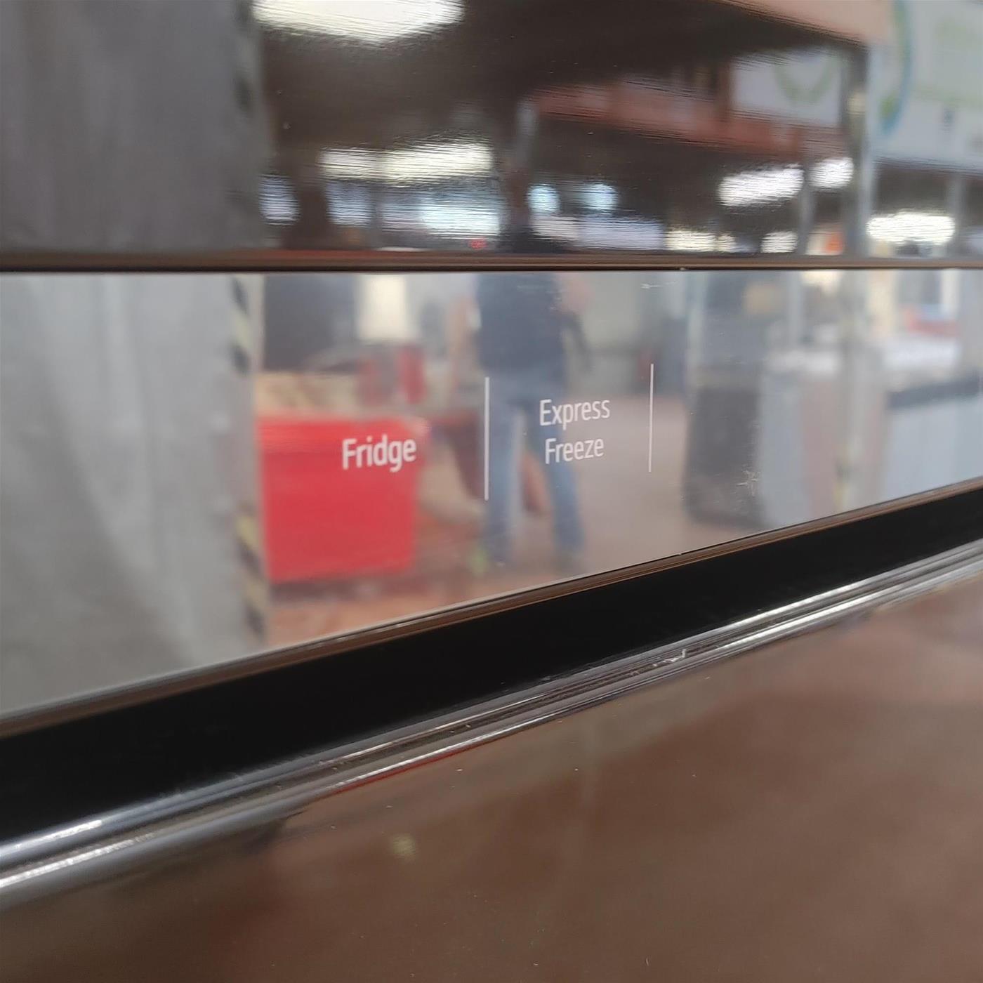 LG GTF744BLPZD frigorifero con congelatore Libera installazione 509 L E Nero