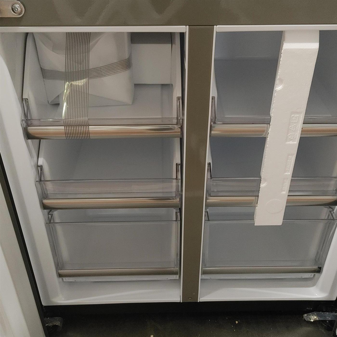 Frigorifero side-by-side LG InstaView GMQ844MC5E Libera installazione 530 LE Nero