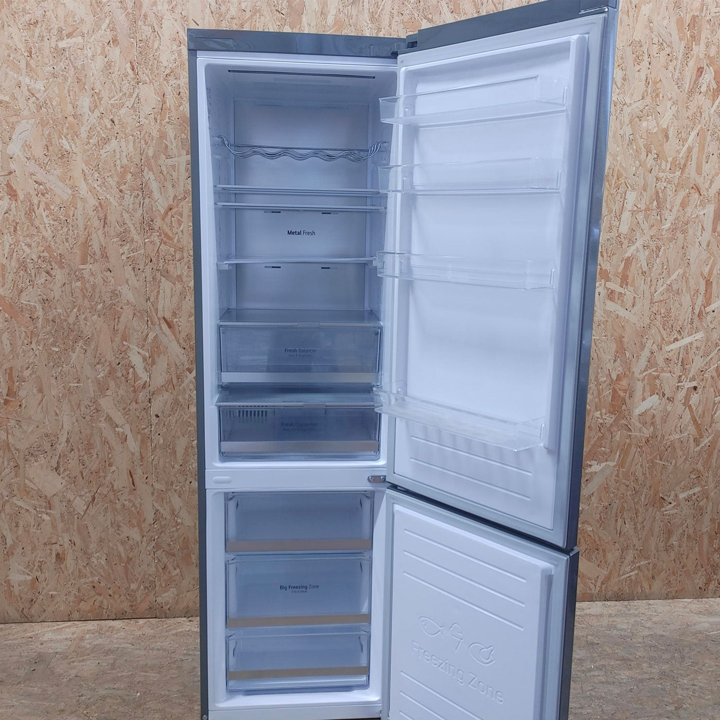 LG GBB72PZUGN.APZQEUR frigorifero con congelatore Libera installazione 384 L D Acciaio inossidabile