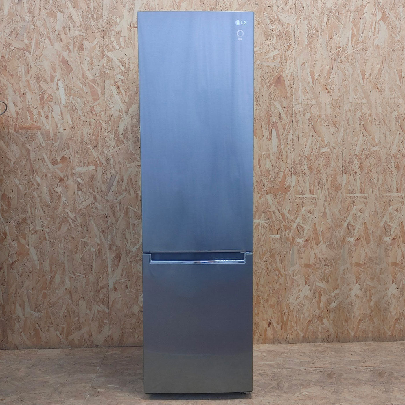 LG GBP62DSNCN1.ADSQE frigorifero con congelatore Libera installazione 384 LC Grafite