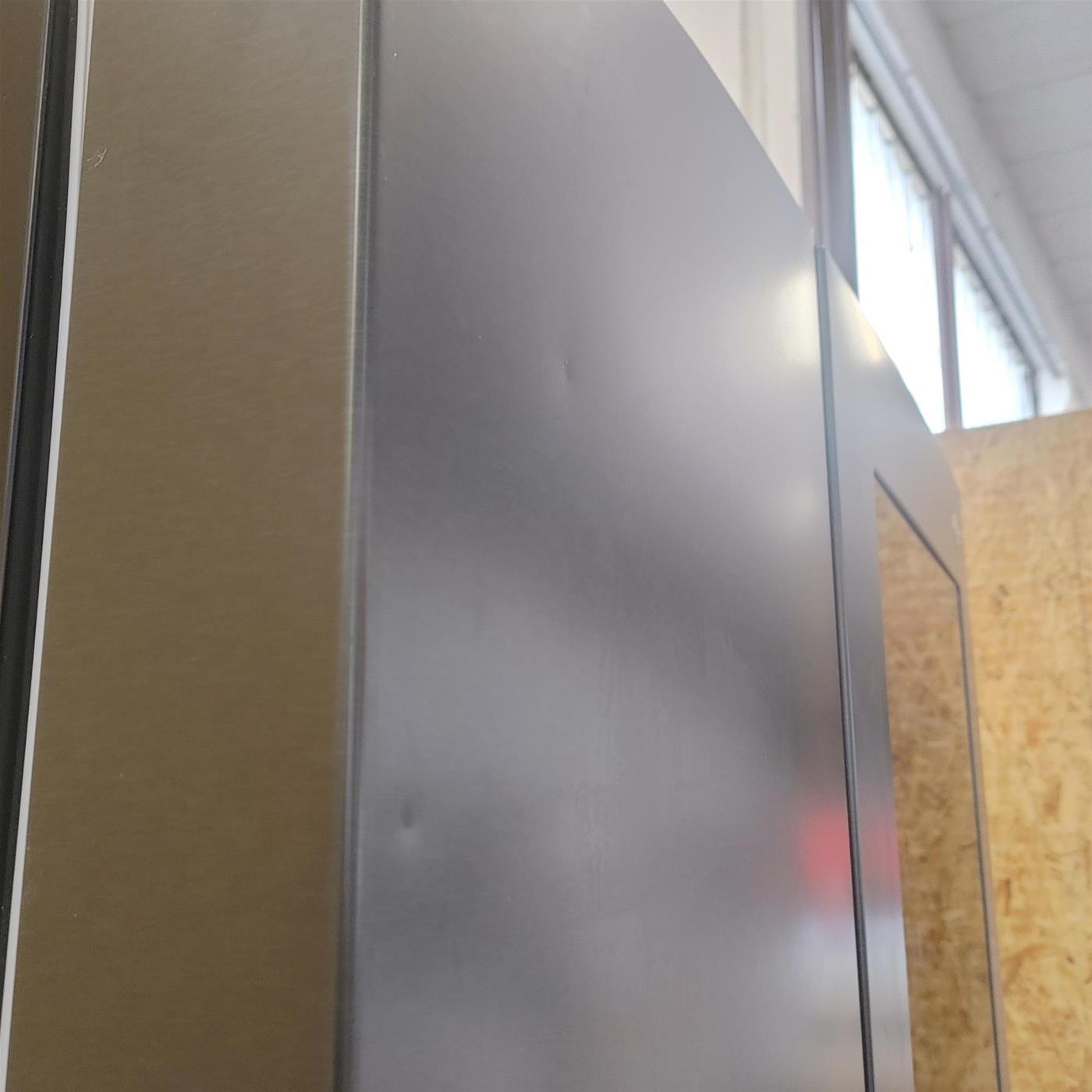 LG GSX960MCCZ frigorifero side-by-side Libera installazione 601 L F Nero