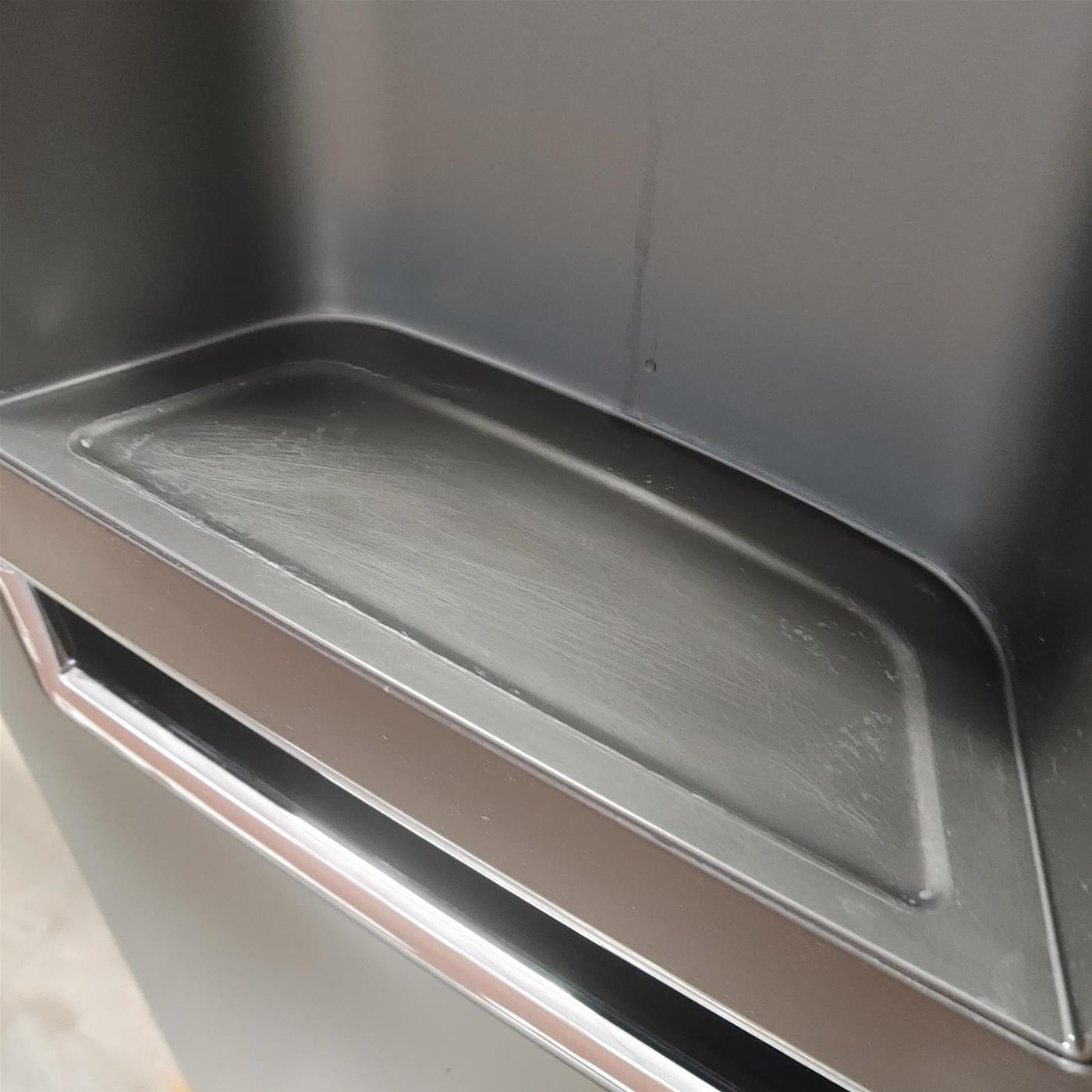 LG GSX960MCCZ frigorifero side-by-side Libera installazione 601 L F Nero