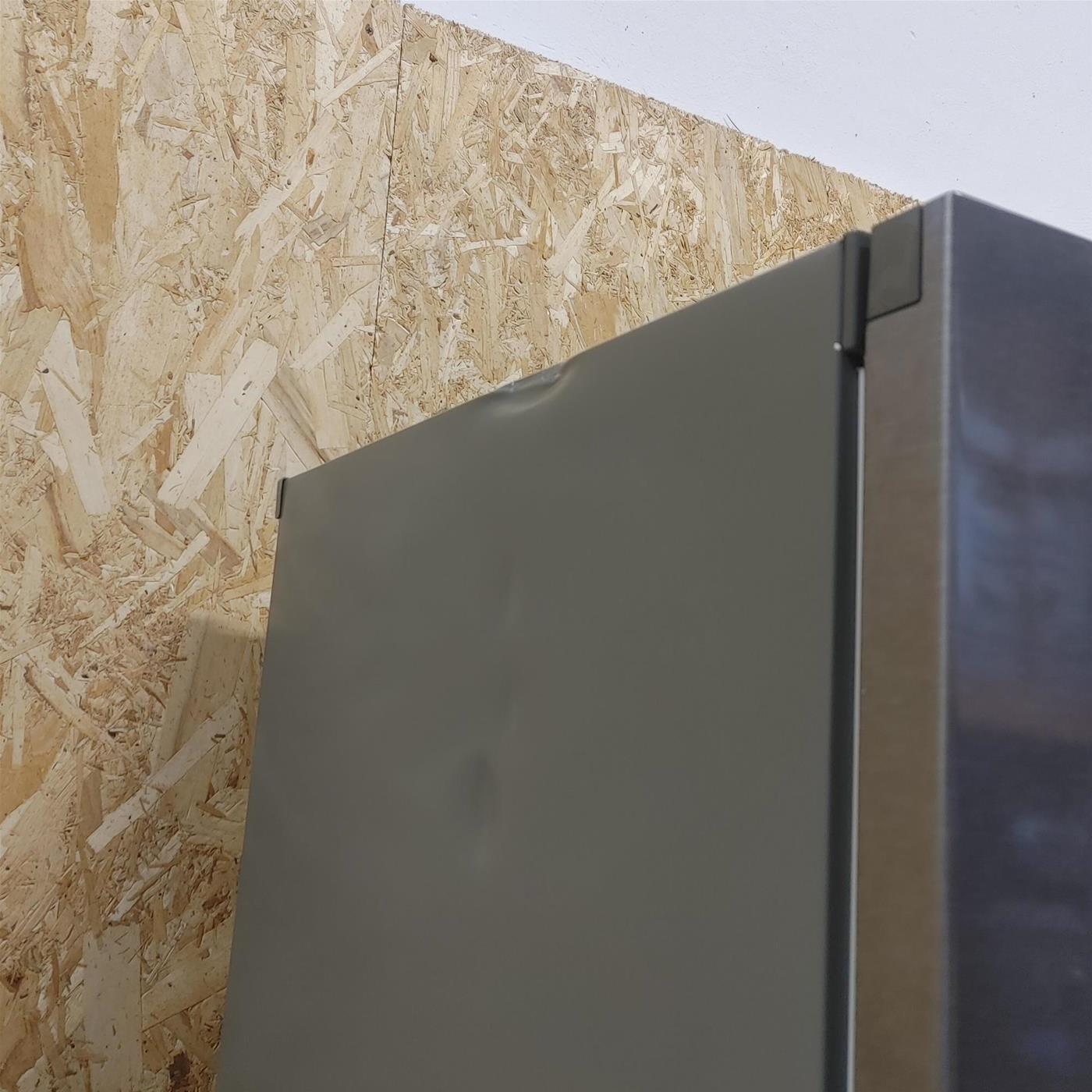 LG GBP62DSXCC1 fridge-freezer Freestanding 384 L C Graphite