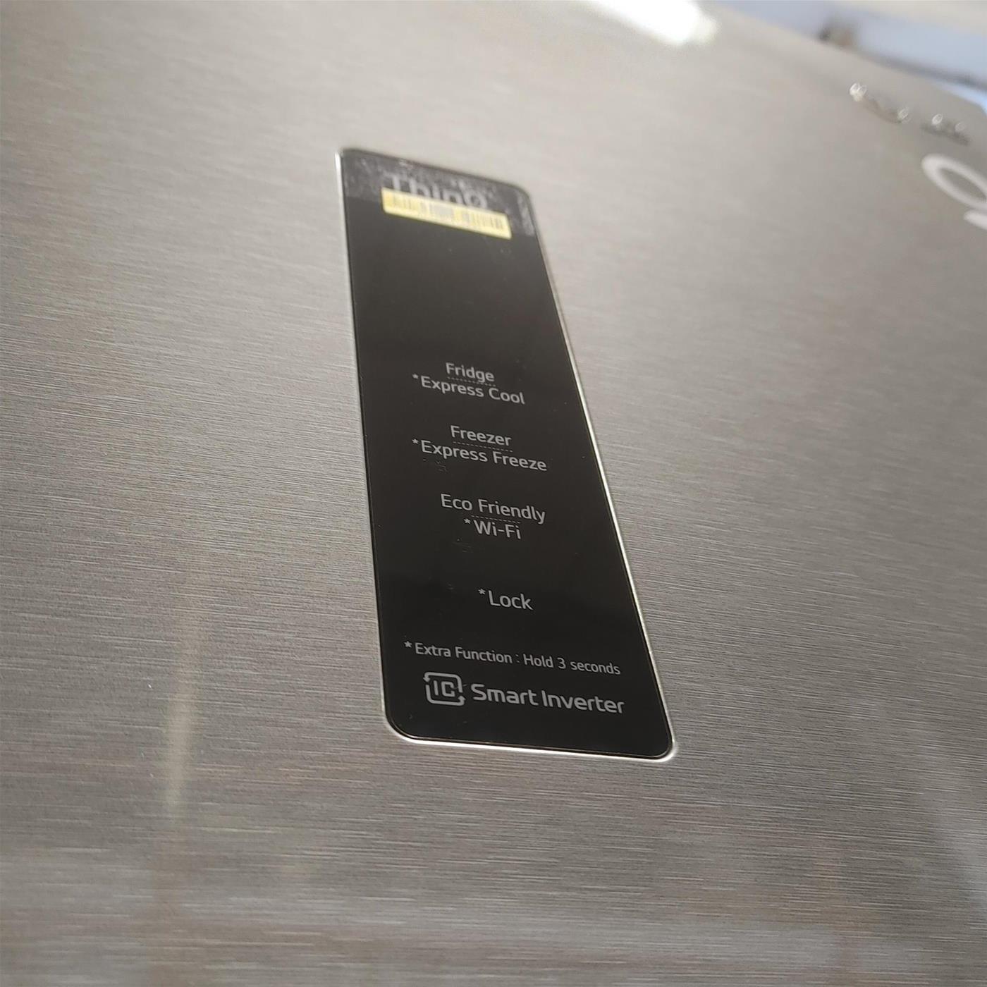 LG GBP62DSXCC1 fridge-freezer Freestanding 384 L C Graphite