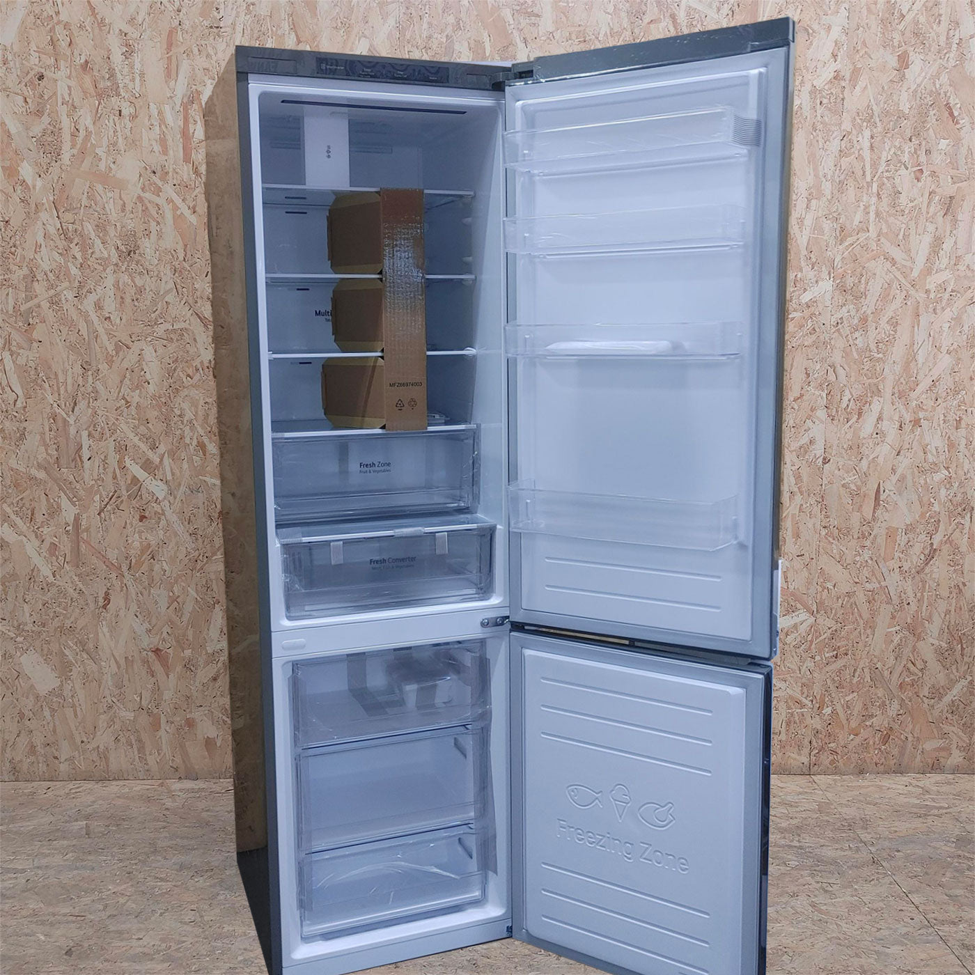 LG GBP62DSNGN frigorifero con congelatore Libera installazione 384 L D Grafite