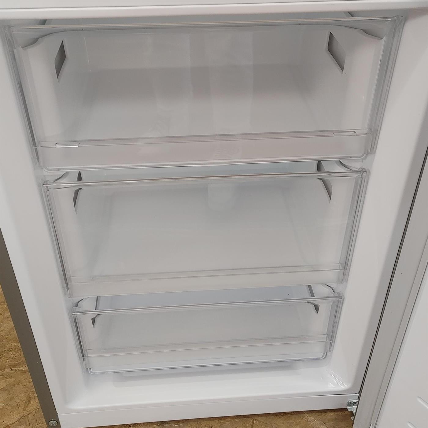 LG GBP62PZNAC.APZQEUR frigorifero con congelatore Libera installazione 384 LA Acciaio inox