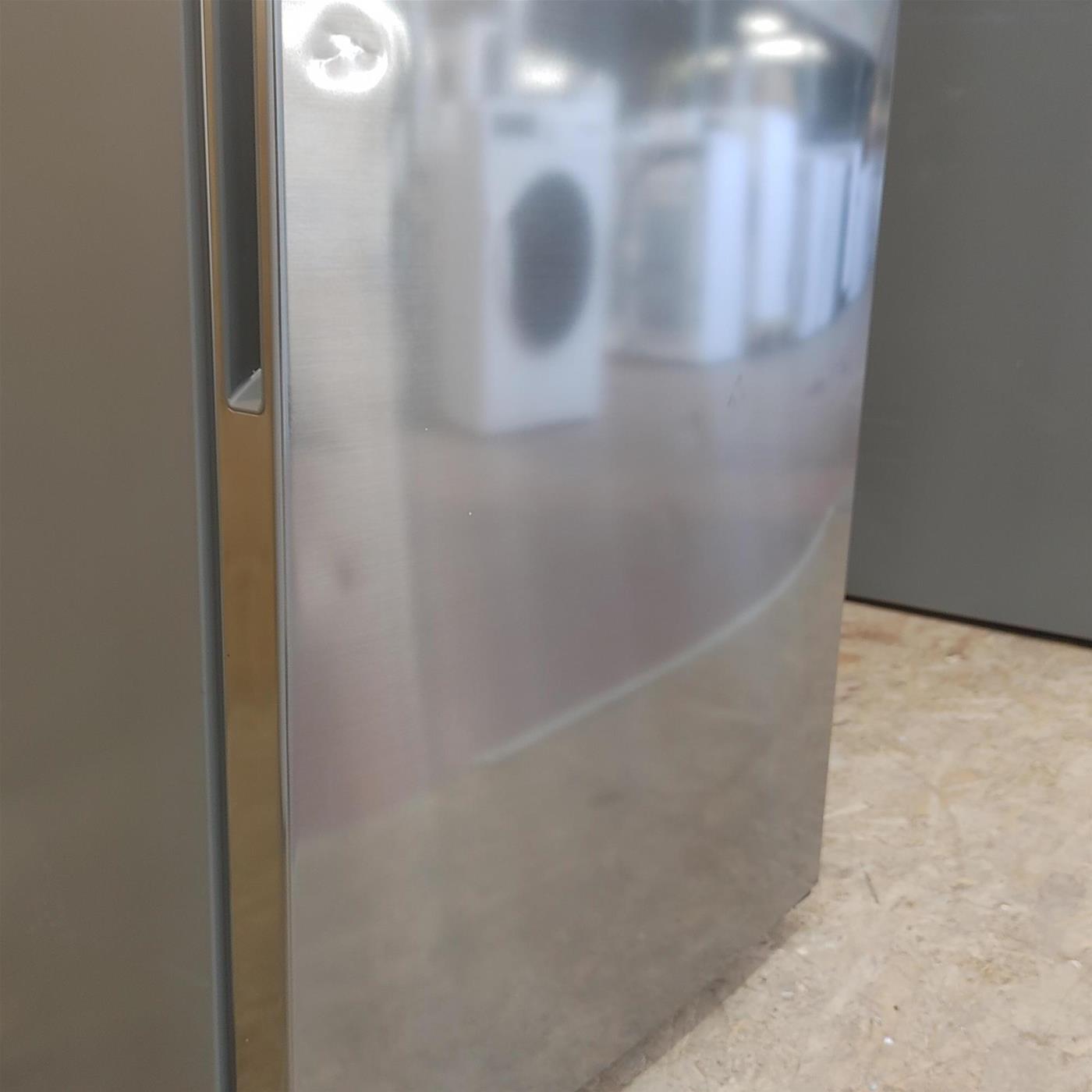 LG GBP62PZNAC.APZQEUR frigorifero con congelatore Libera installazione 384 LA Acciaio inox