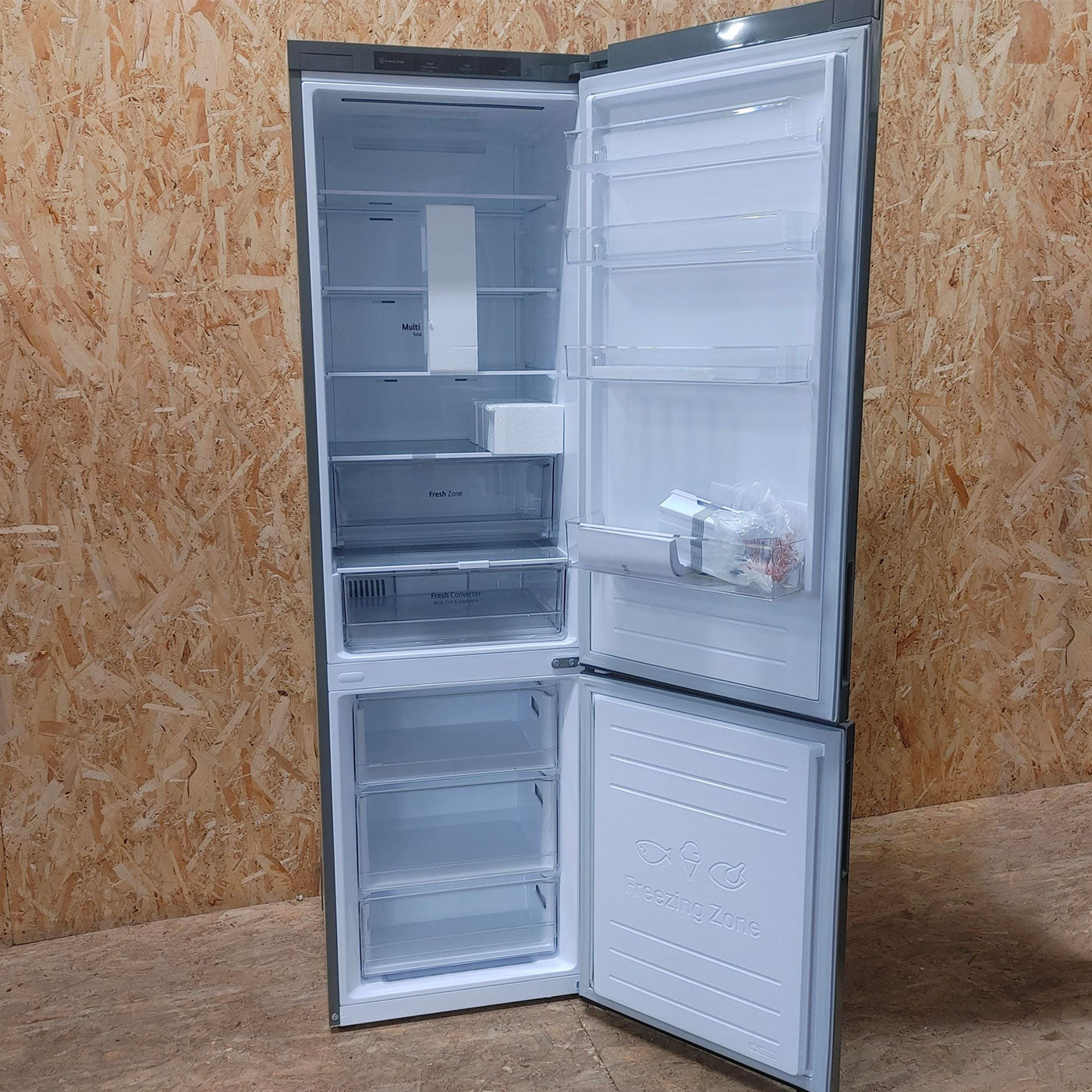 LG GBP62PZNAC.APZQEUR frigorifero con congelatore Libera installazione 384 LA Acciaio inox