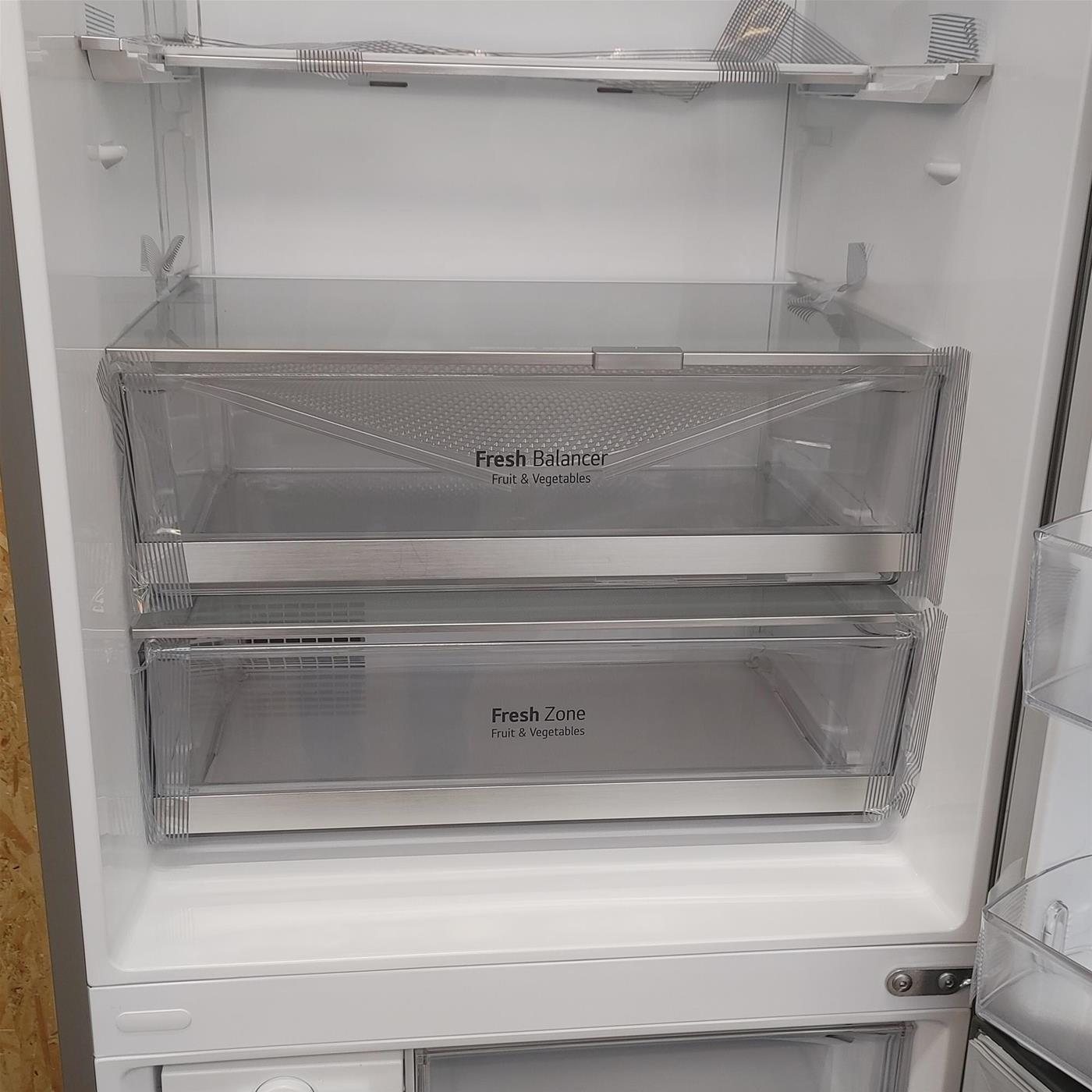 LG GBB567PZCMB frigorifero con congelatore Libera installazione 462 L E Acciaio inossidabile