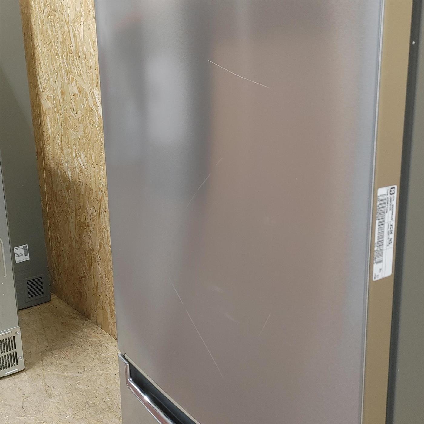 LG GBB72NSUGN frigorifero con congelatore Libera installazione 384 L D Acciaio inossidabile