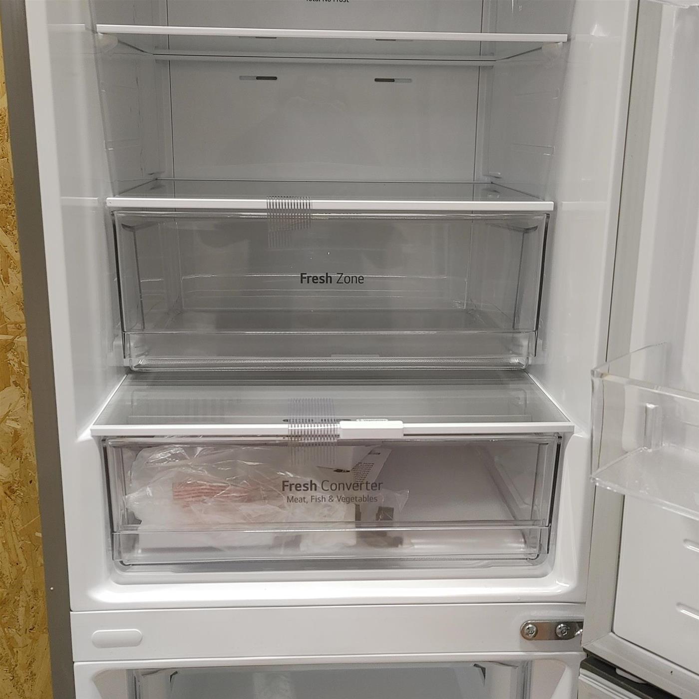 LG GBP62PZNAC.APZQEUR frigorifero con congelatore Libera installazione 384 LA Acciaio inox