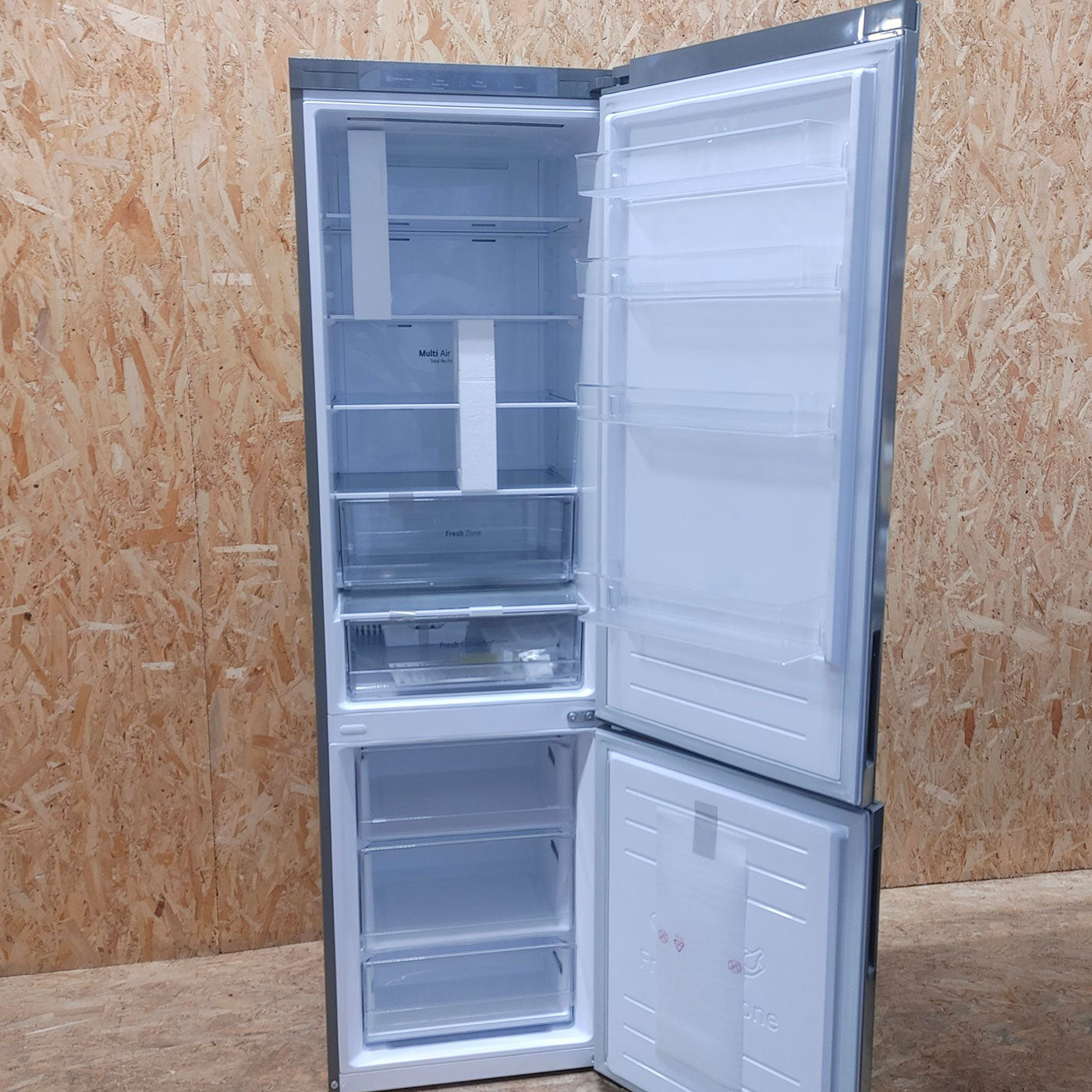 LG GBP62PZNAC.APZQEUR frigorifero con congelatore Libera installazione 384 LA Acciaio inox