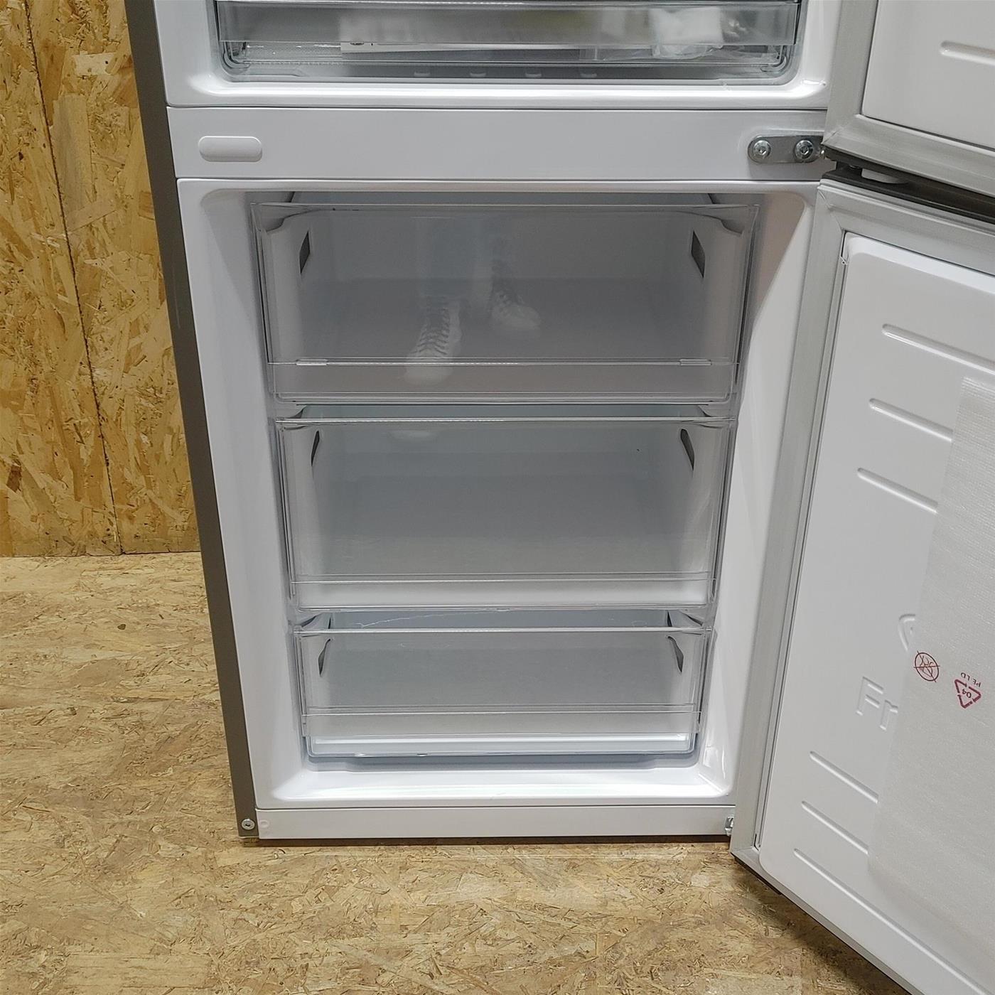 LG GBP62PZNAC.APZQEUR frigorifero con congelatore Libera installazione 384 LA Acciaio inox