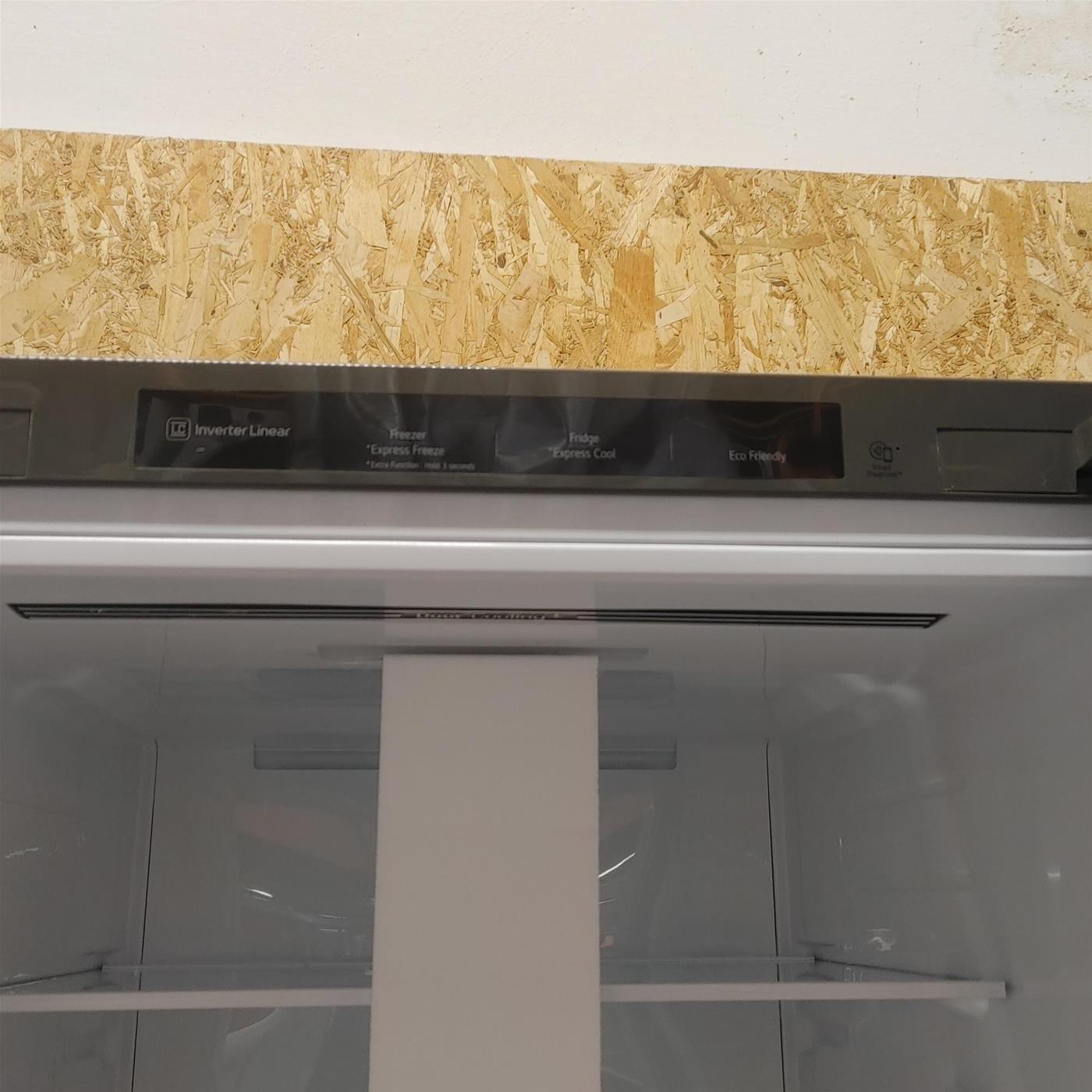 LG GBP62PZNBC frigorifero con congelatore Libera installazione 384 L B Acciaio inossidabile