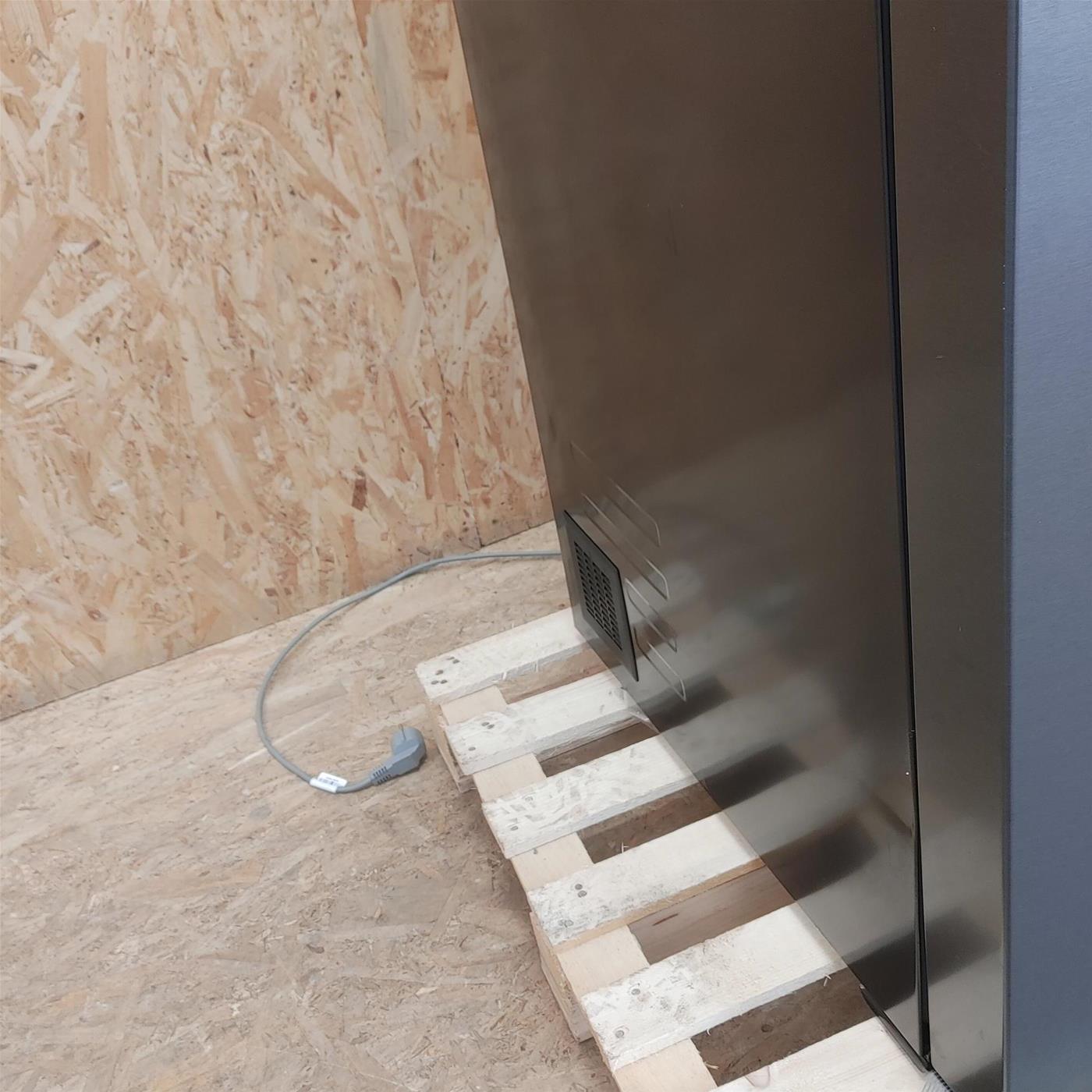 Frigorifero side-by-side LG InstaView GMQ844MC5E Libera installazione 530 LE Nero