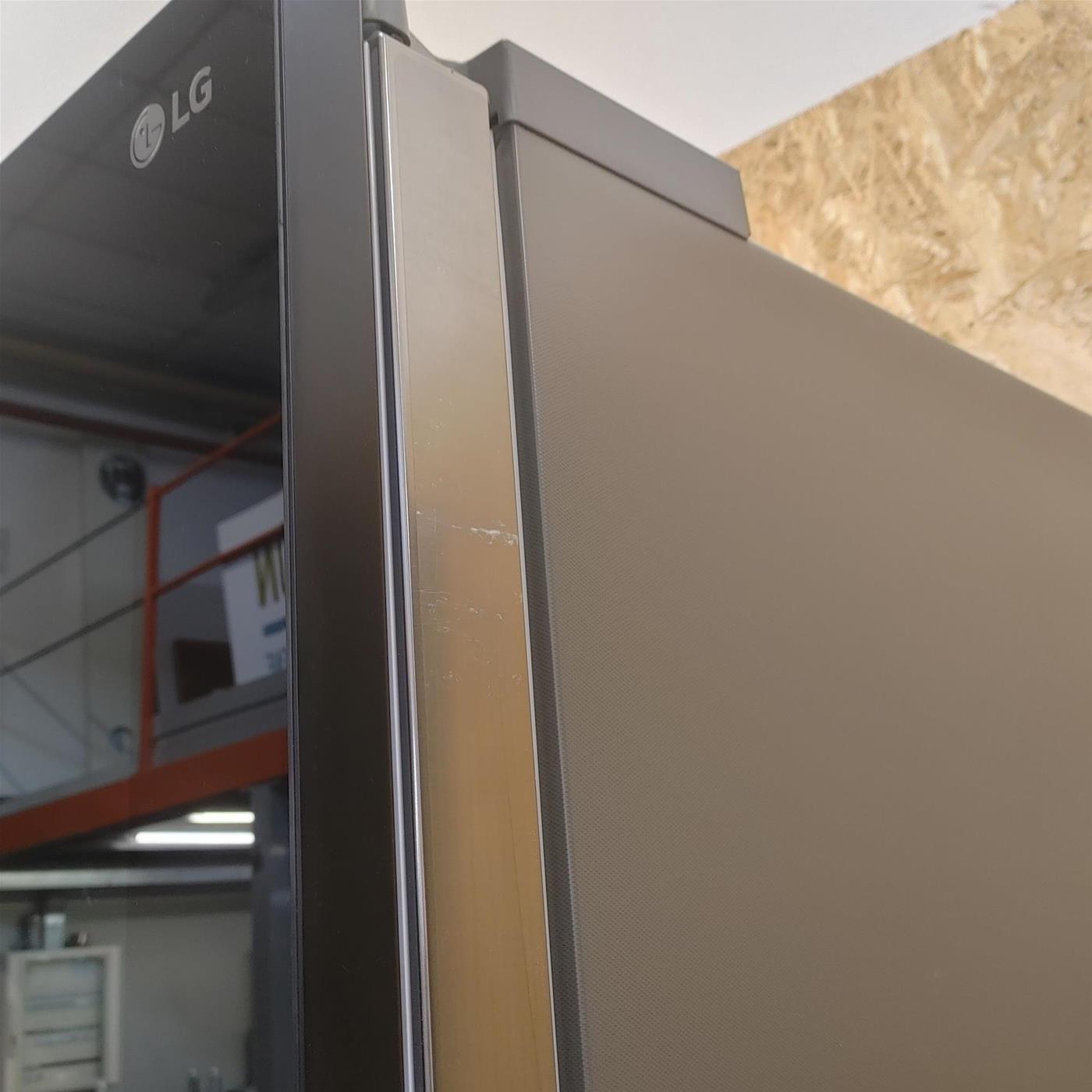 Frigorifero side-by-side LG InstaView GSXV80PZLE Libera installazione 635 LE Silver