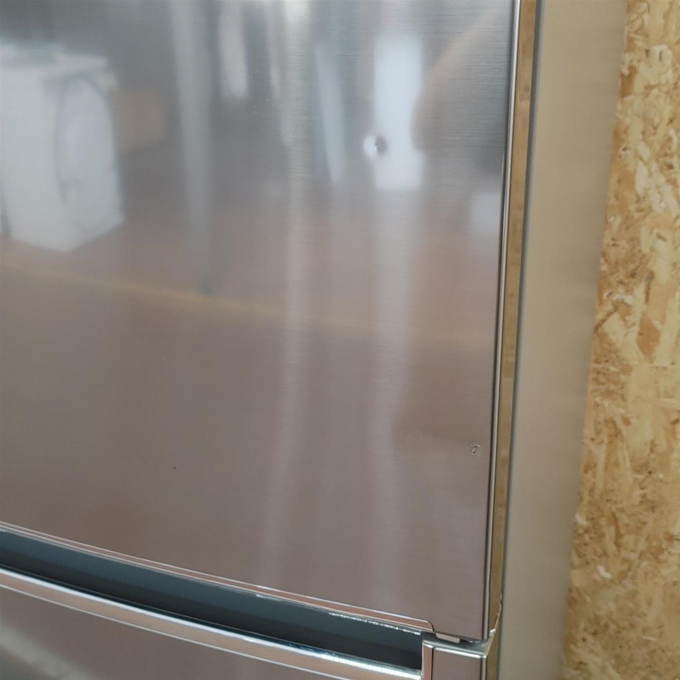 LG GBB72PZUGN.APZQEUR frigorifero con congelatore Libera installazione 384 L D Acciaio inossidabile