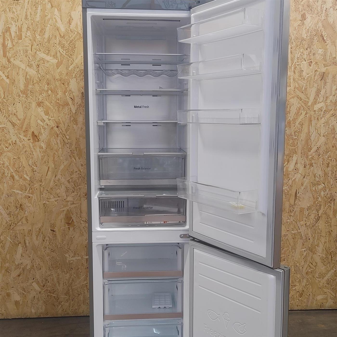 LG GBB72PZVGN frigorifero con congelatore 384 L D Metallico