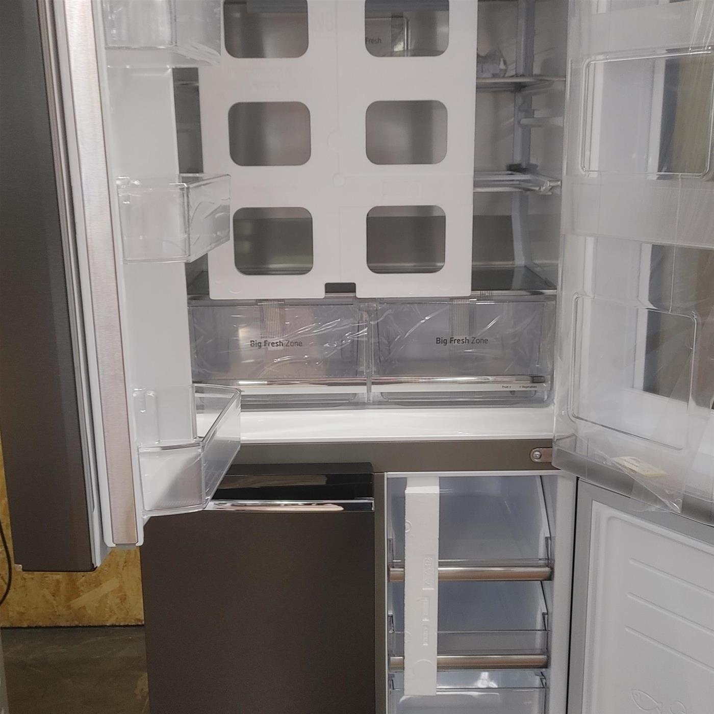 Frigorifero side-by-side LG InstaView GMQ844MC5E Libera installazione 530 LE Nero