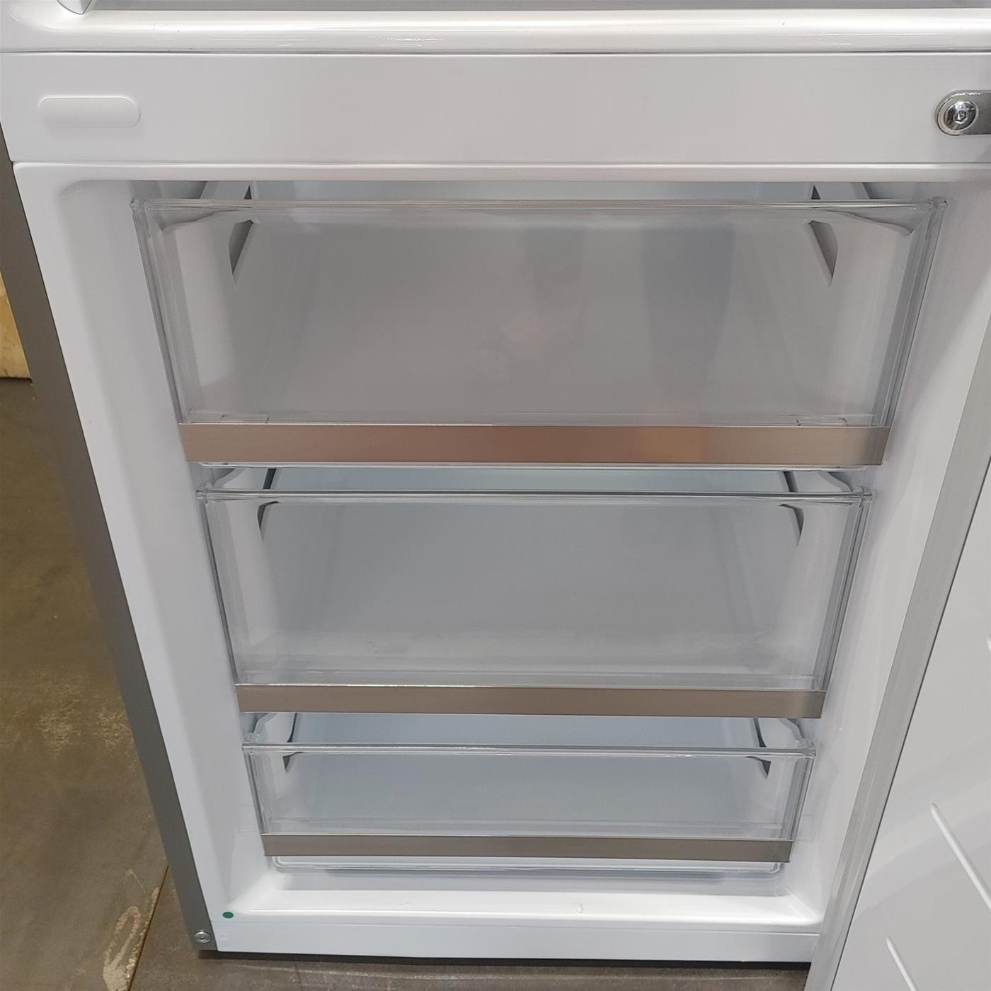 LG GBV7280CMB.AMBQEUR frigorifero-congelatore Libera installazione 387 LC Argento