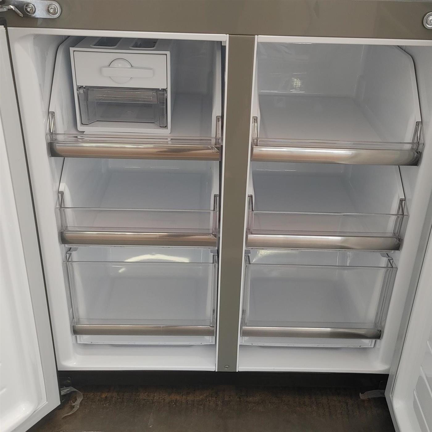 Frigorifero side-by-side LG InstaView GMQ844MC5E Libera installazione 530 LE Nero