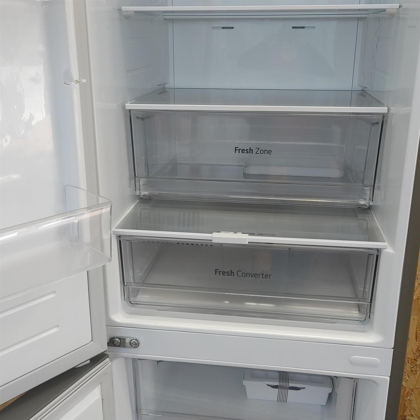 LG GBP62PZNAC.APZQEUR frigorifero con congelatore Libera installazione 384 LA Acciaio inox