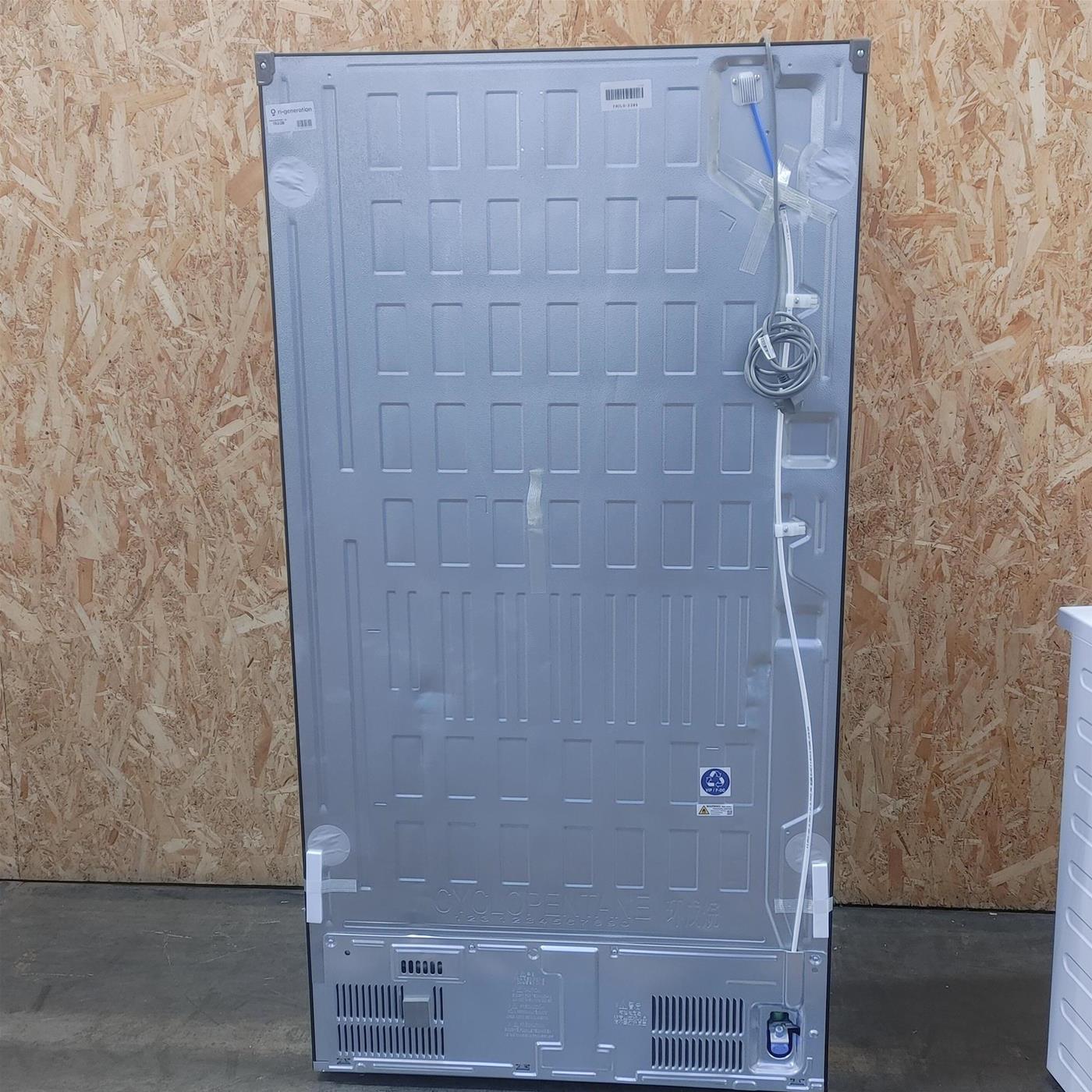 LG GMG960EVJE frigorifero side-by-side Libera installazione 638 LE Nero