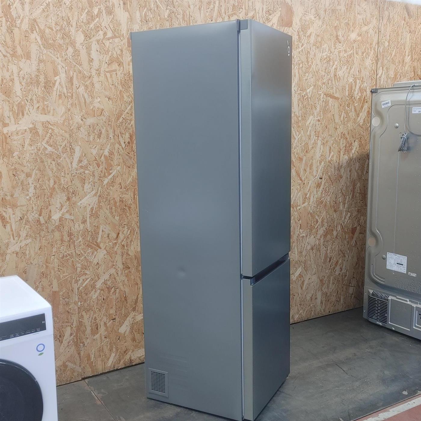 LG GBV7280CPY.APYQEUR frigorifero con congelatore Libera installazione 387 LC Acciaio inox
