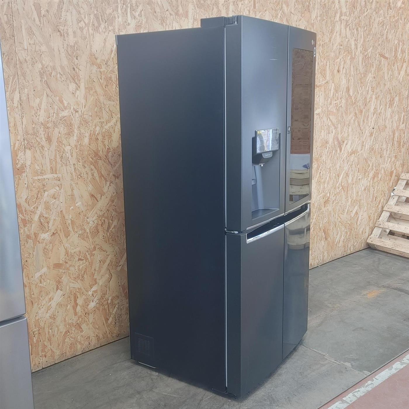 Frigo-congelatore multiporta sottile LG InstaView™ Door-in-Door™ GMX844MC6F