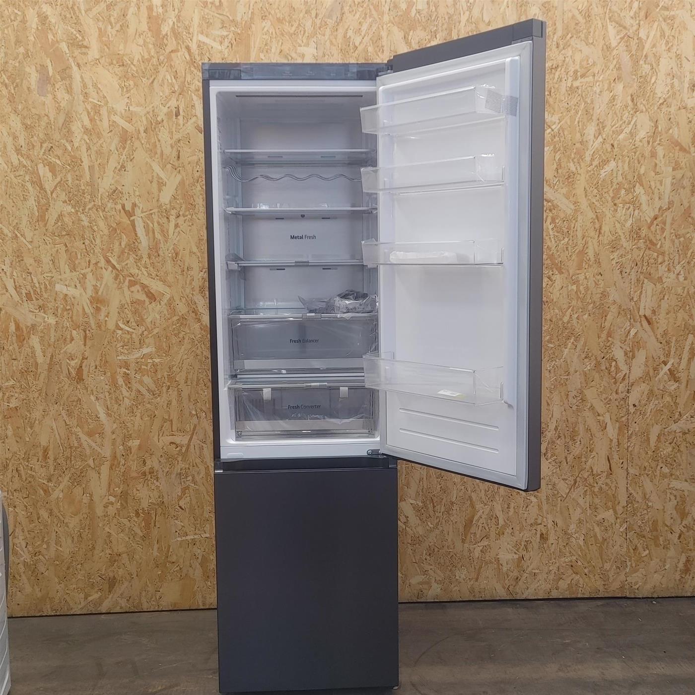 LG GBV7280DEV.AEVQEUR frigorifero-congelatore Libera installazione 387 LD Nero